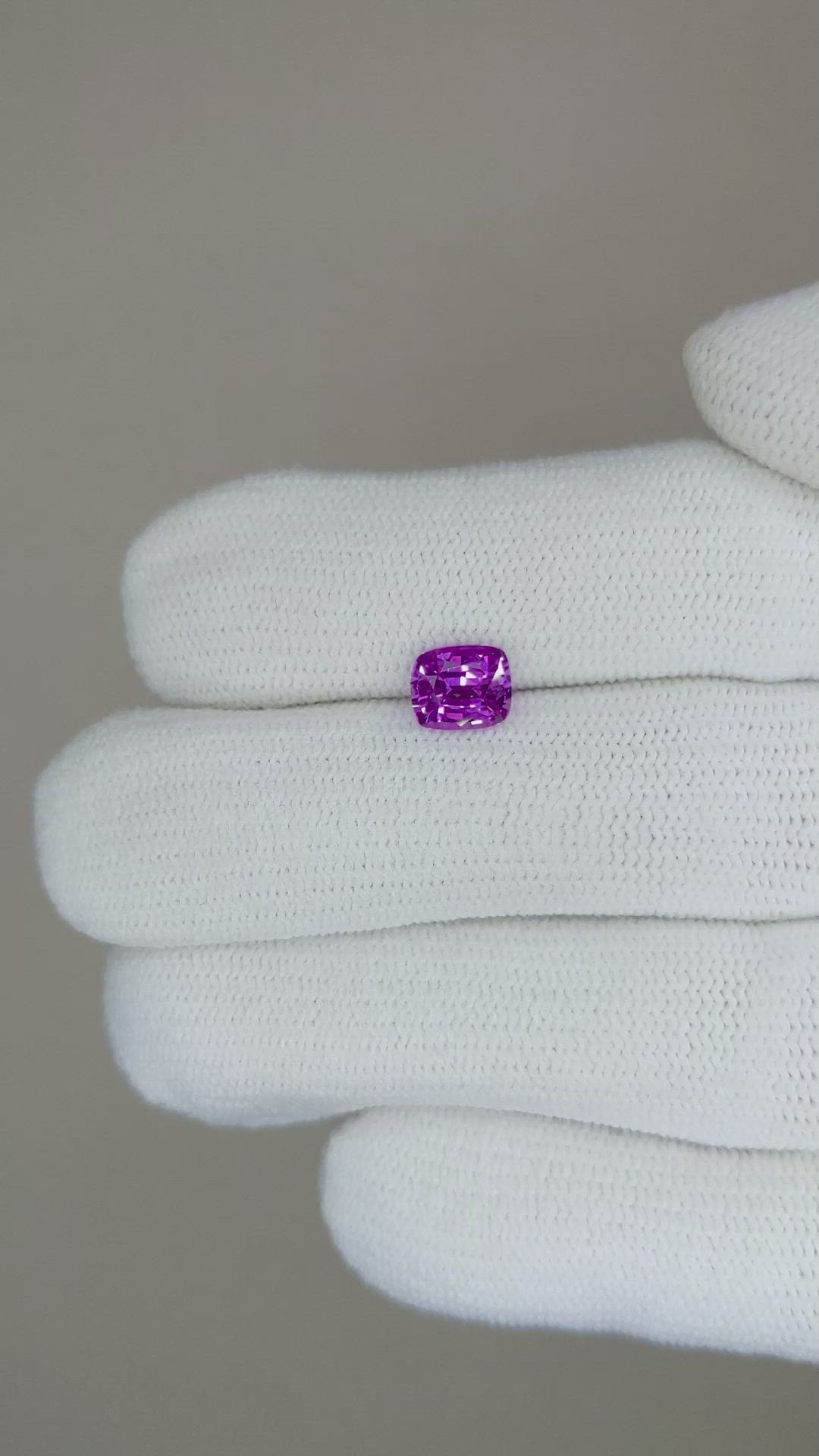 1.01 Ct. Pinkish Purple Sapphire from Ceylon (Sri Lanka) Size Video
