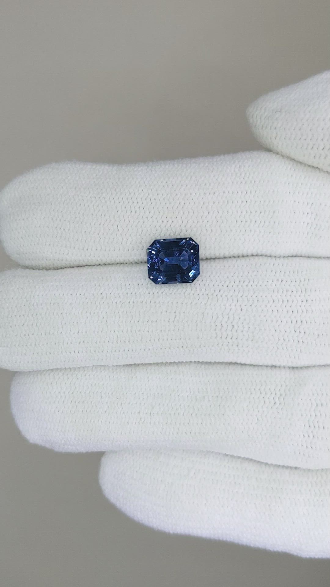 2.16 Ct. Blue Sapphire from Ceylon (Sri Lanka) Size Video