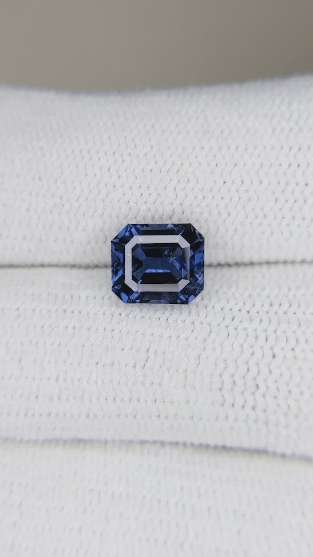 2.16 Ct. Blue Sapphire from Ceylon (Sri Lanka) Size Video