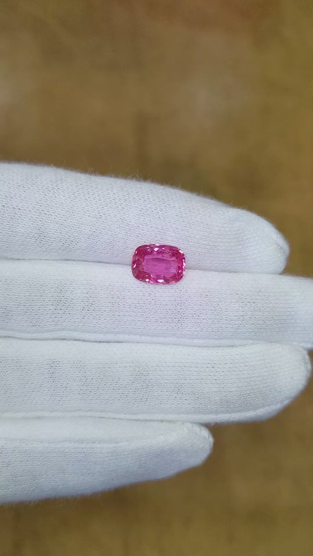 3.01 Ct. Pink Sapphire from Ceylon (Sri Lanka) Size Video