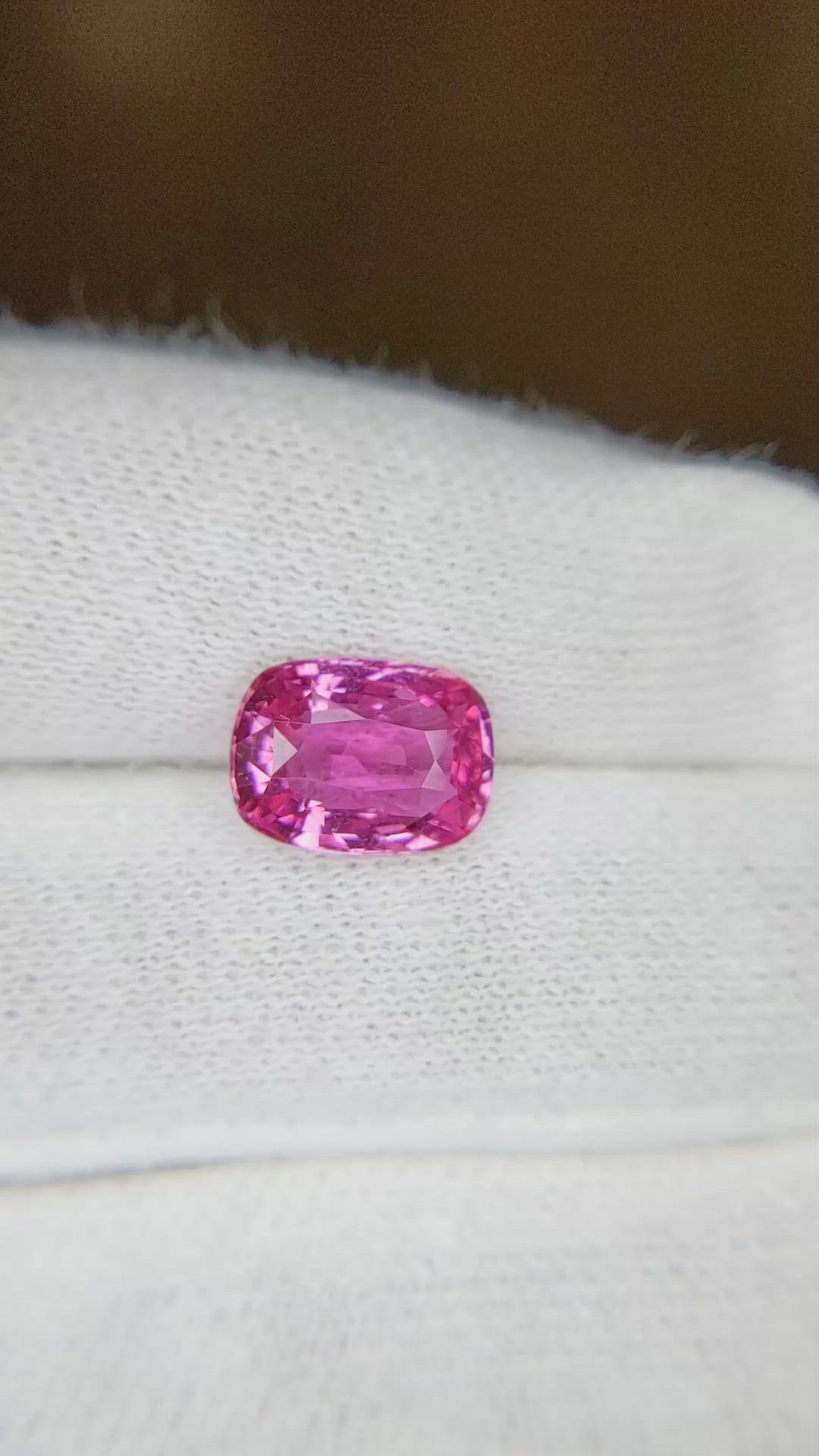 3.01 Ct. Pink Sapphire from Ceylon (Sri Lanka) Size Video