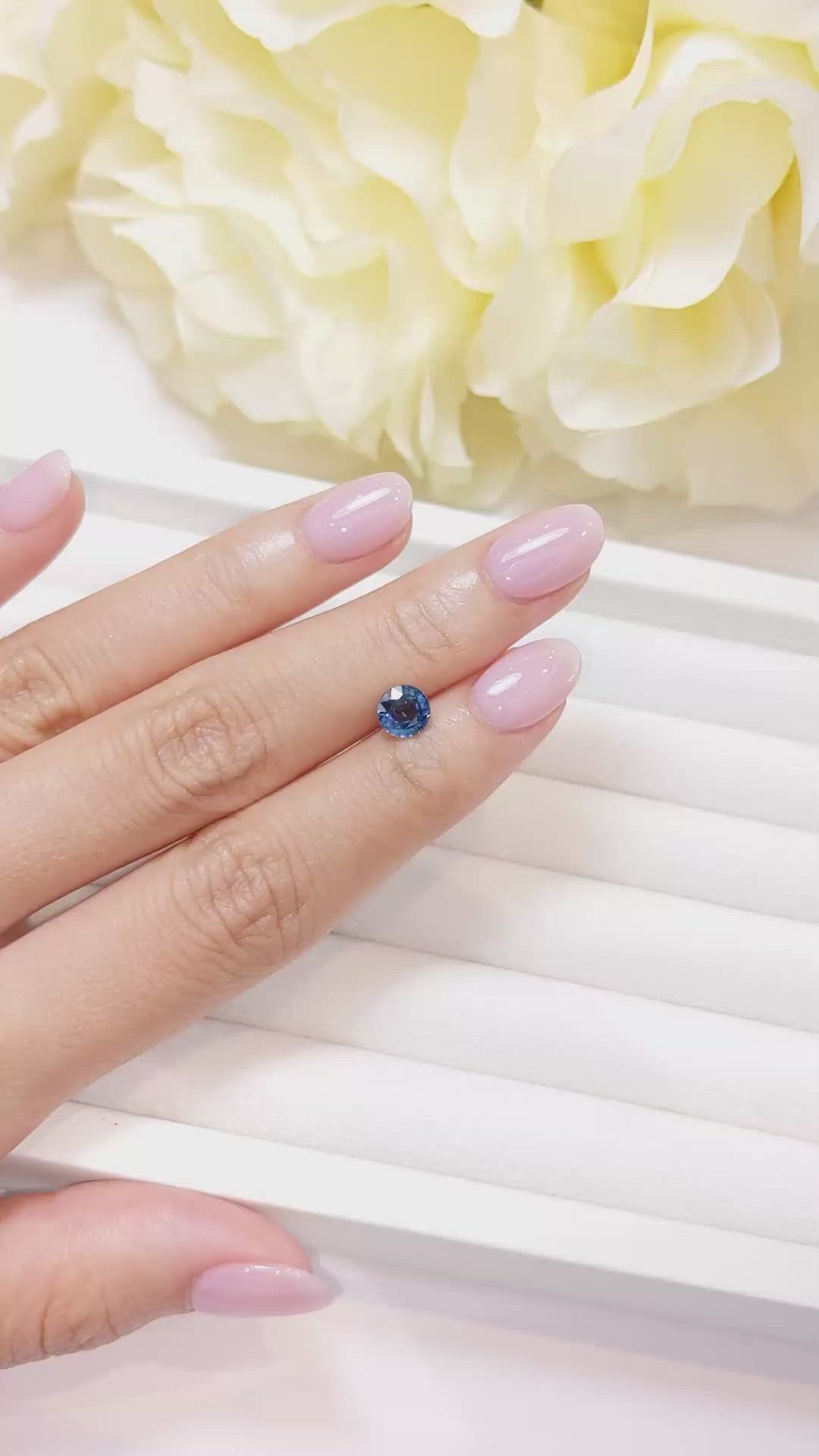 1.07 Ct. Blue Sapphire from Ceylon (Sri Lanka) Size Video