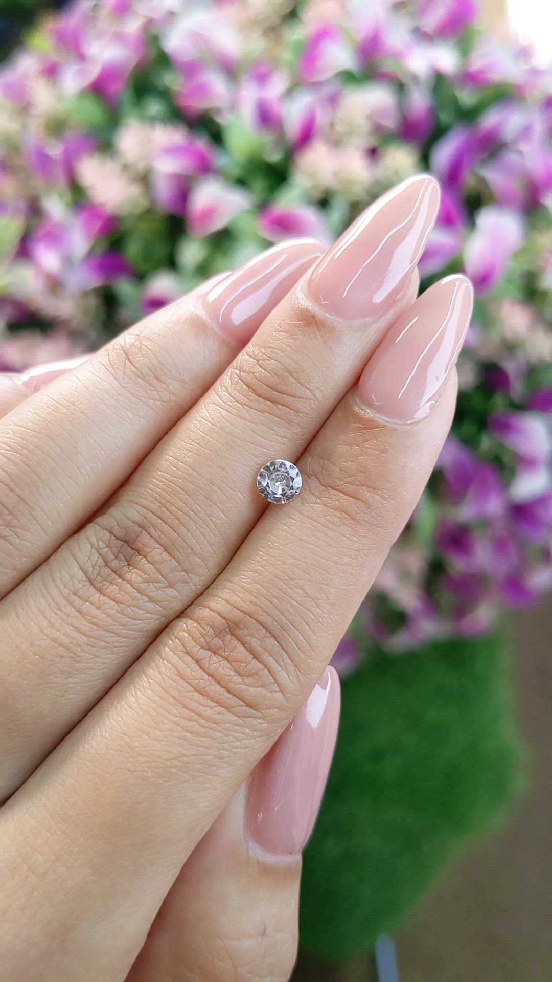 0.53 Ct. White Sapphire from Ceylon (Sri Lanka) Size Video