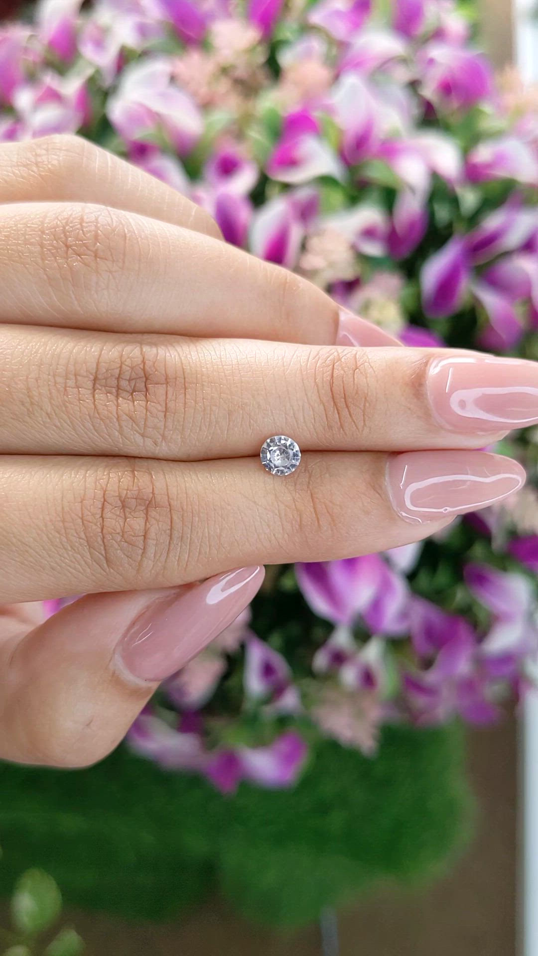 0.53 Ct. White Sapphire from Ceylon (Sri Lanka) Size Video