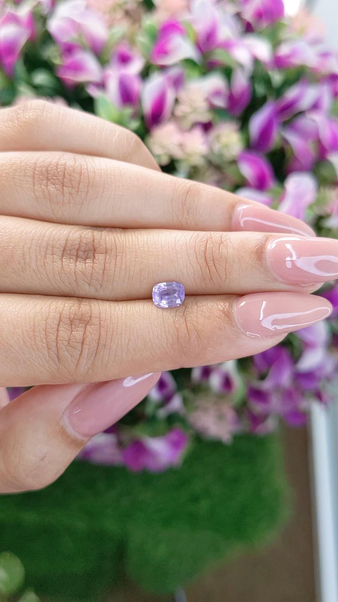 0.95 Ct. Purple Sapphire from Ceylon (Sri Lanka) Size Video