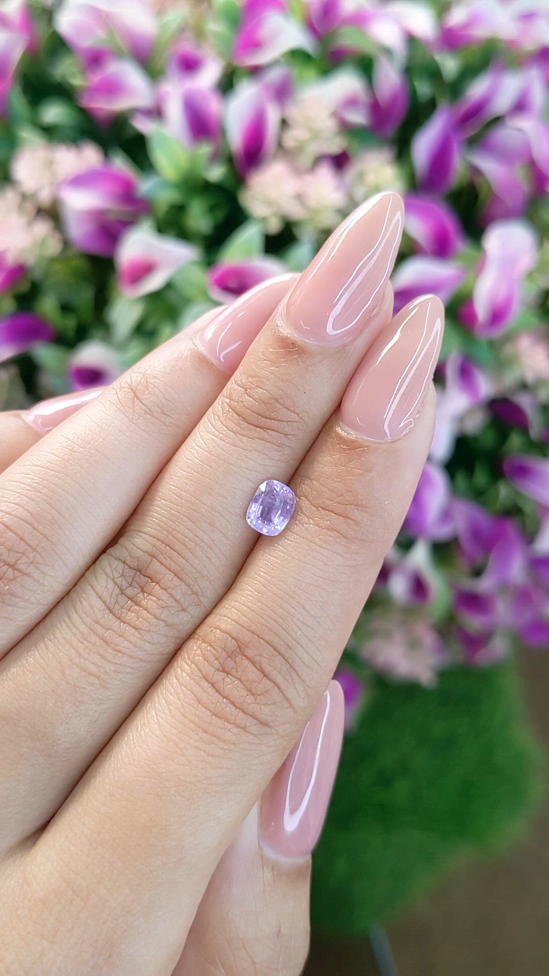 0.95 Ct. Purple Sapphire from Ceylon (Sri Lanka) Size Video