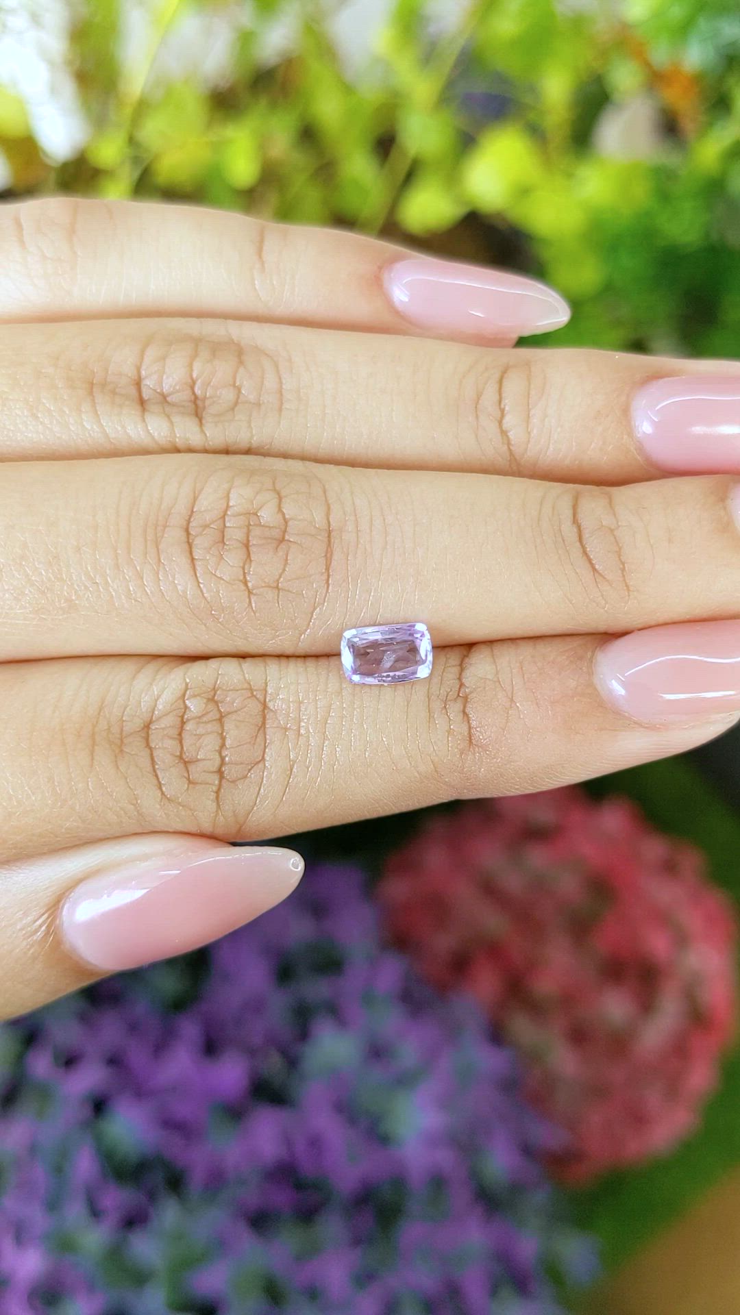 0.85 Ct. Sapphire from Ceylon (Sri Lanka) Size Video