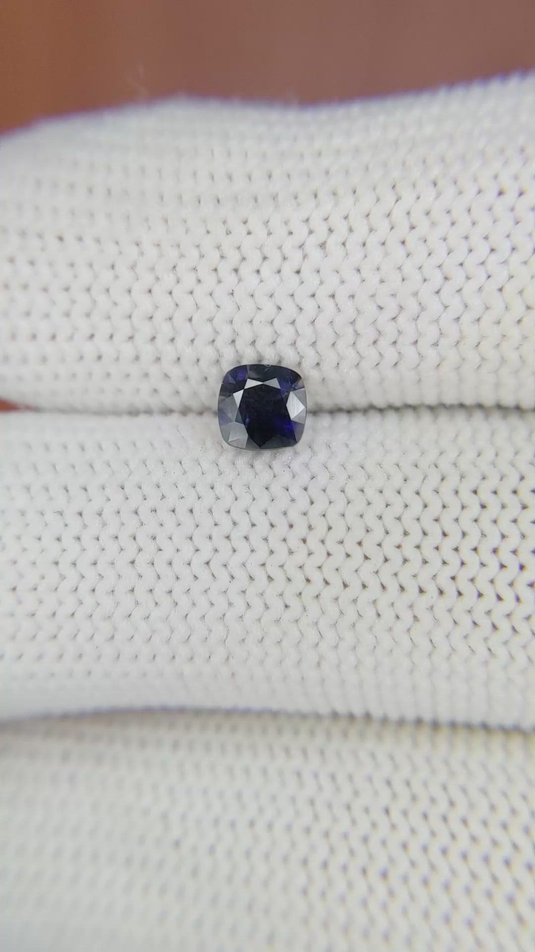 0.55 Ct. Blue Sapphire from Ceylon (Sri Lanka) Size Video
