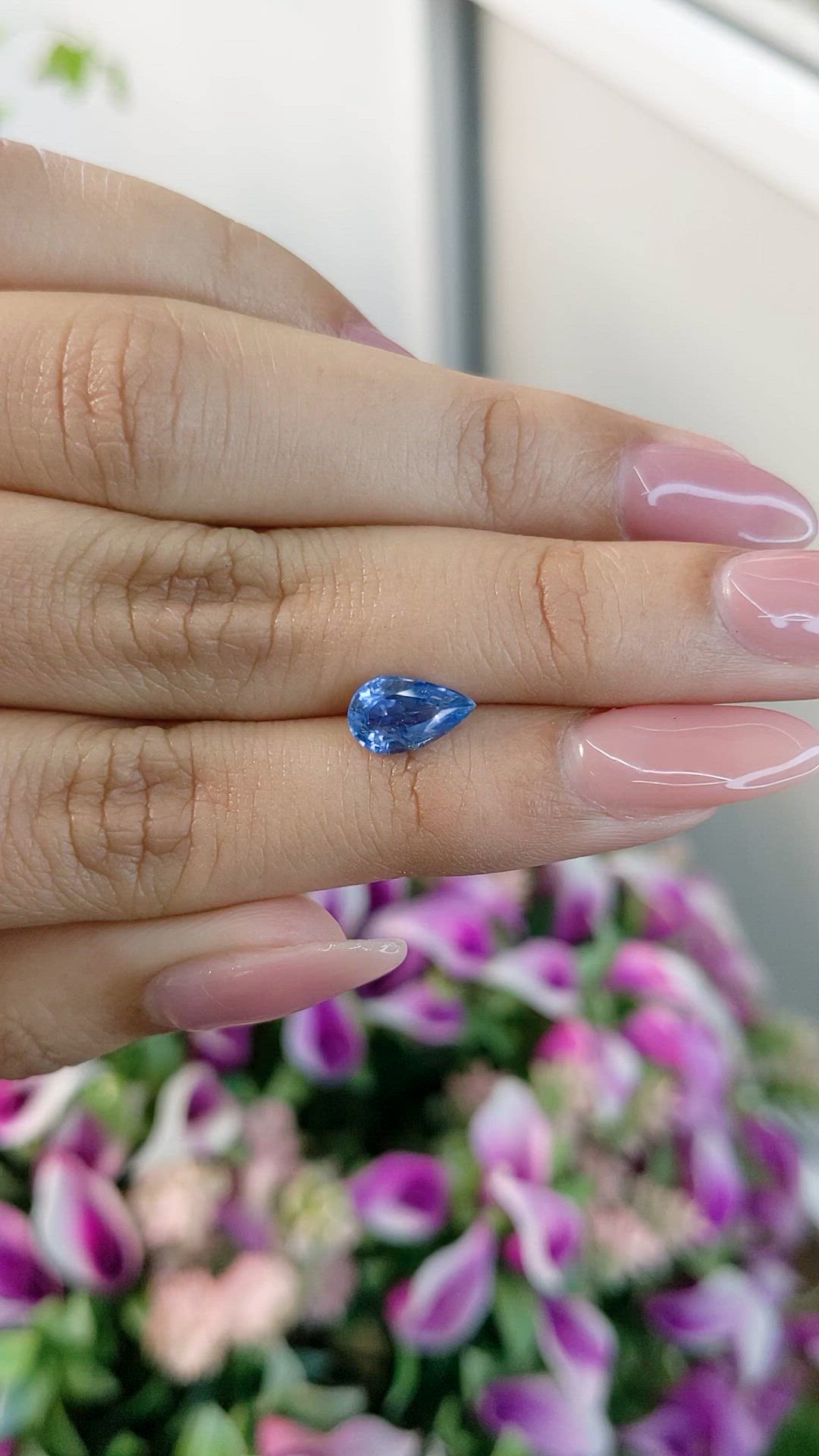 1.47 Ct. Blue Sapphire from Ceylon (Sri Lanka) Size Video