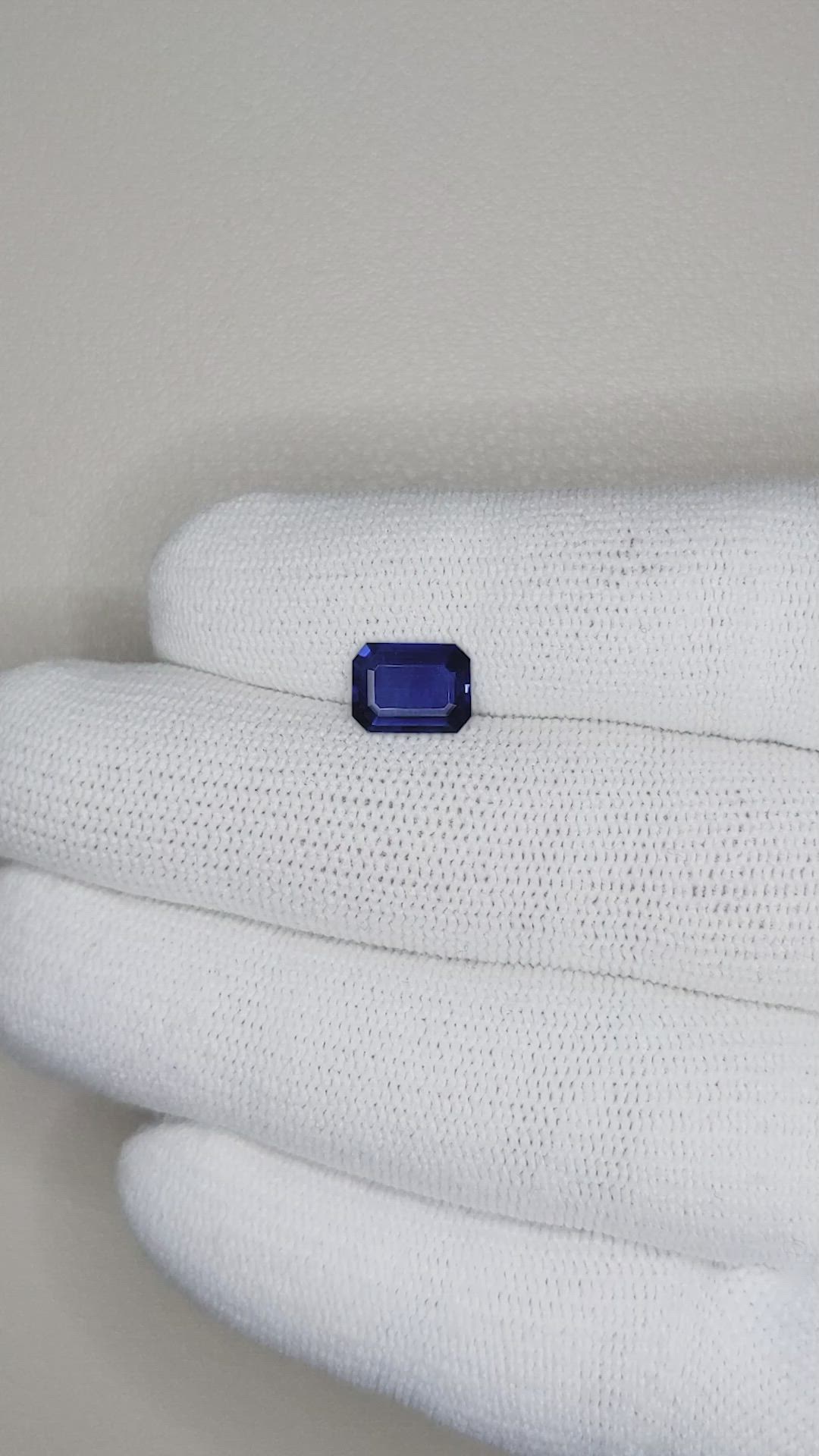 1.49 Ct. Blue Sapphire from Ceylon (Sri Lanka) Size Video