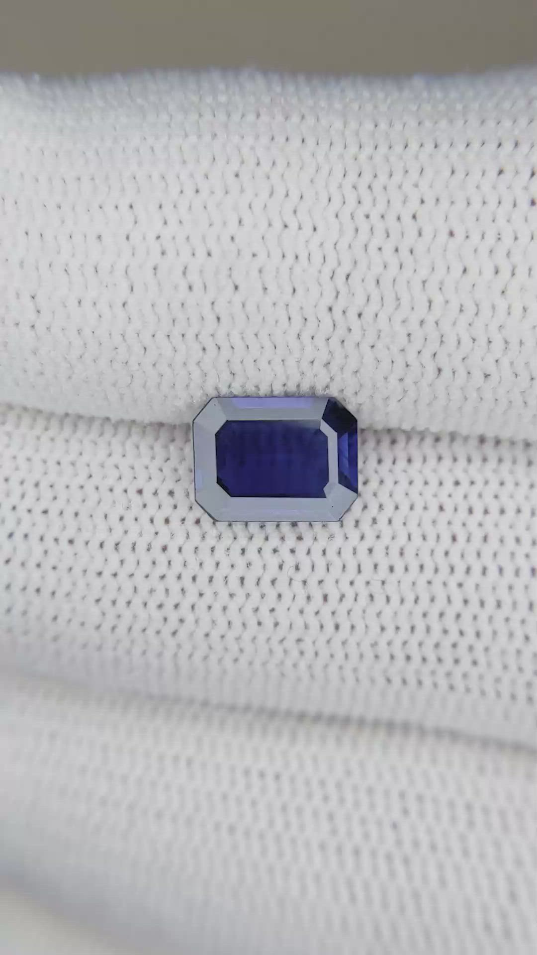 1.49 Ct. Blue Sapphire from Ceylon (Sri Lanka) Size Video