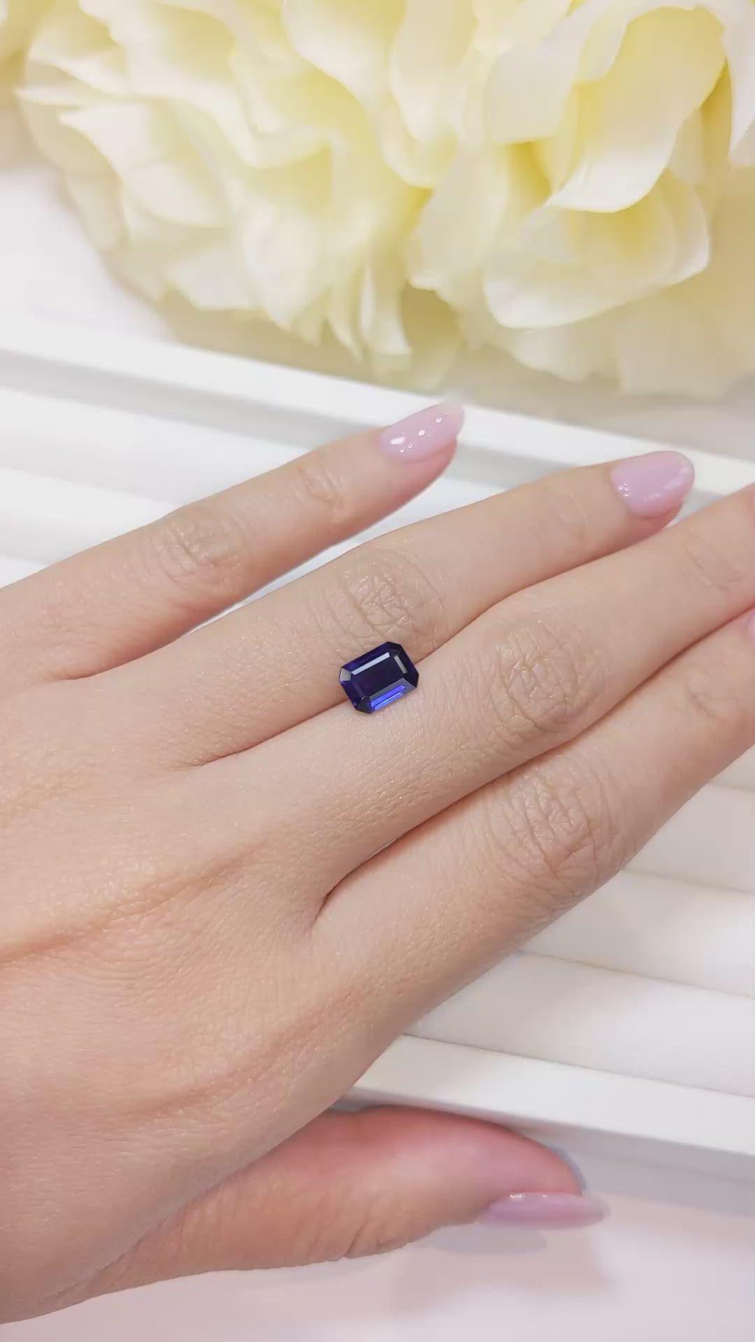 1.49 Ct. Blue Sapphire from Ceylon (Sri Lanka) Size Video