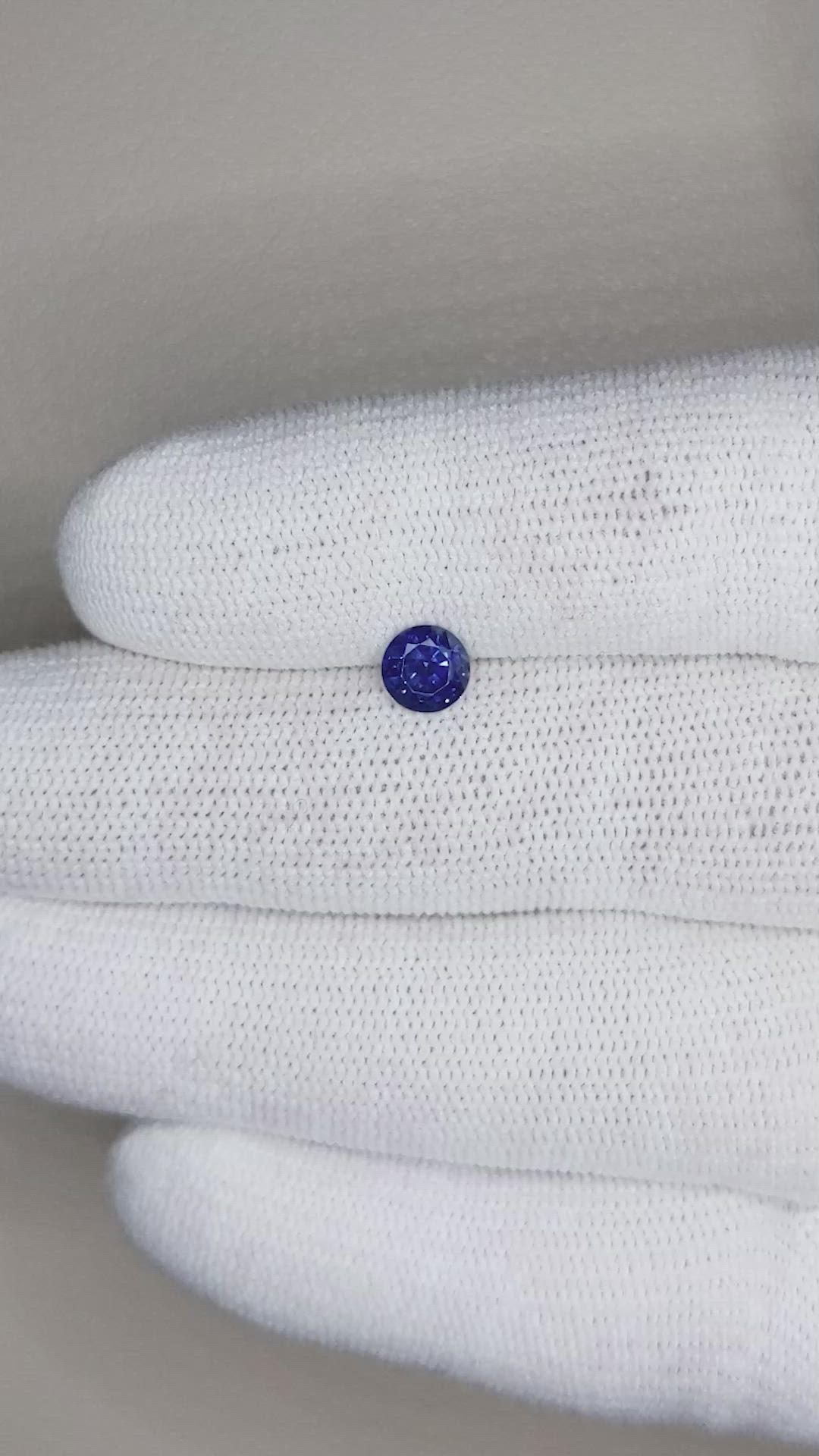 0.73 Ct. Blue Sapphire from Ceylon (Sri Lanka) Size Video