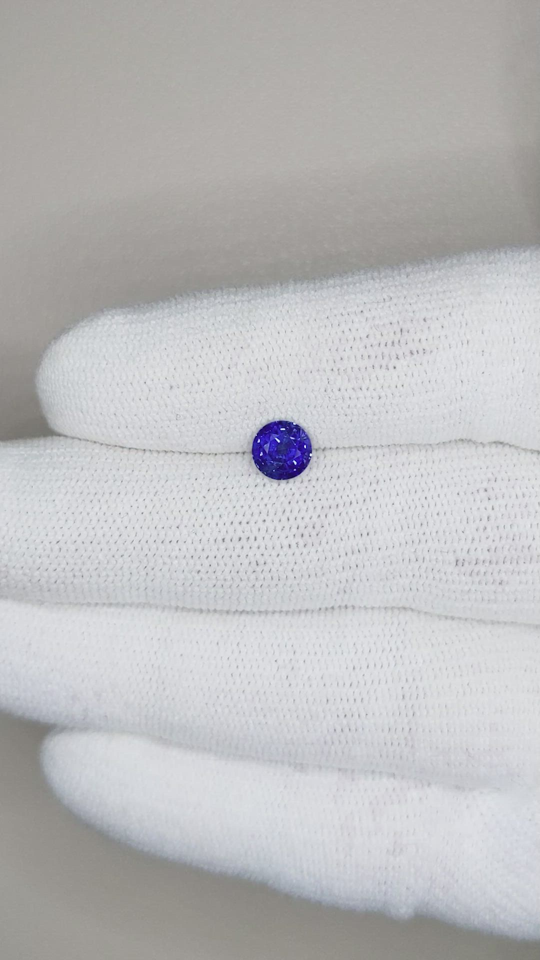 1.13 Ct. Blue Sapphire from Ceylon (Sri Lanka) Size Video