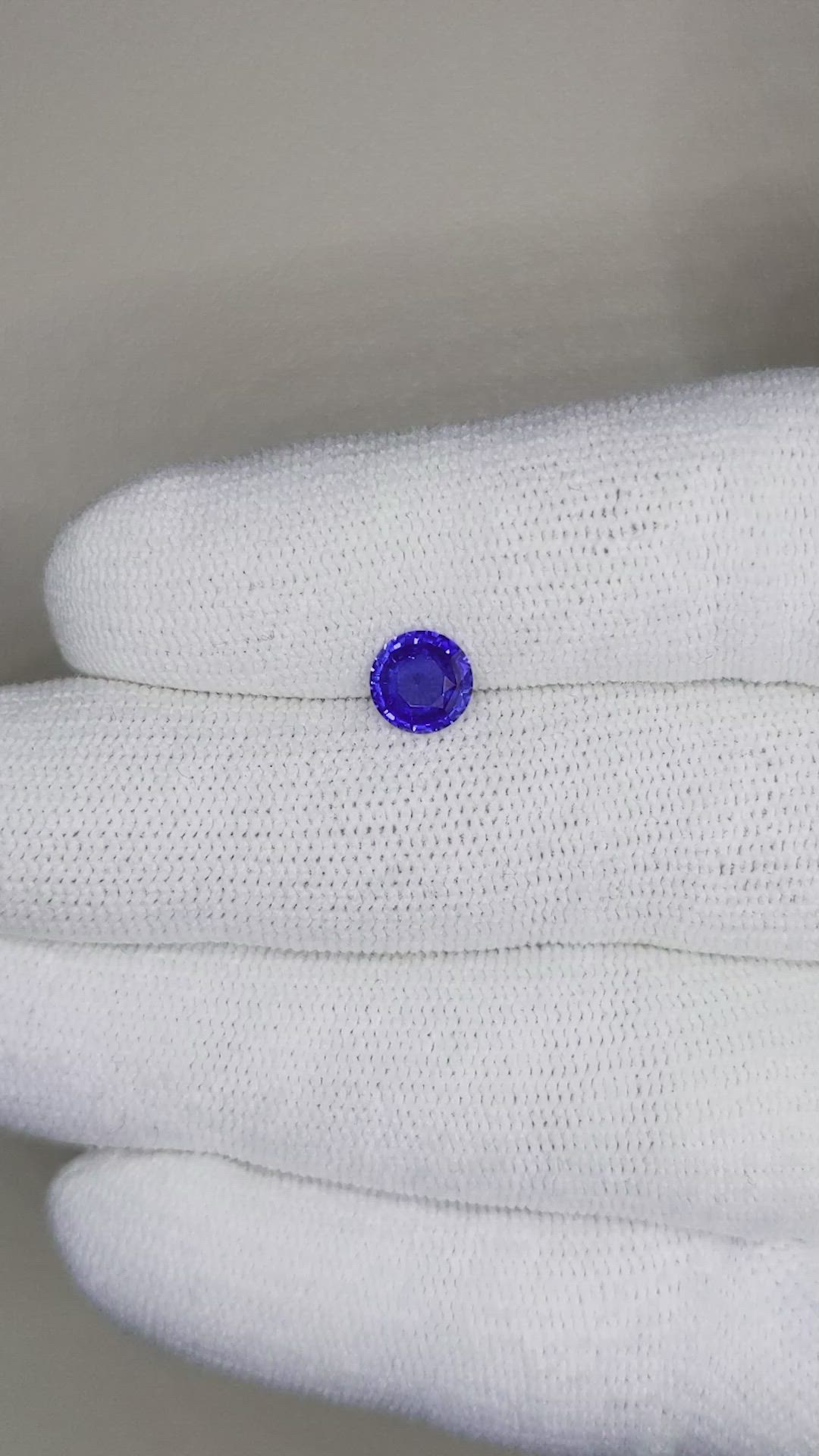 0.95 Ct. Blue Sapphire from Ceylon (Sri Lanka) Size Video