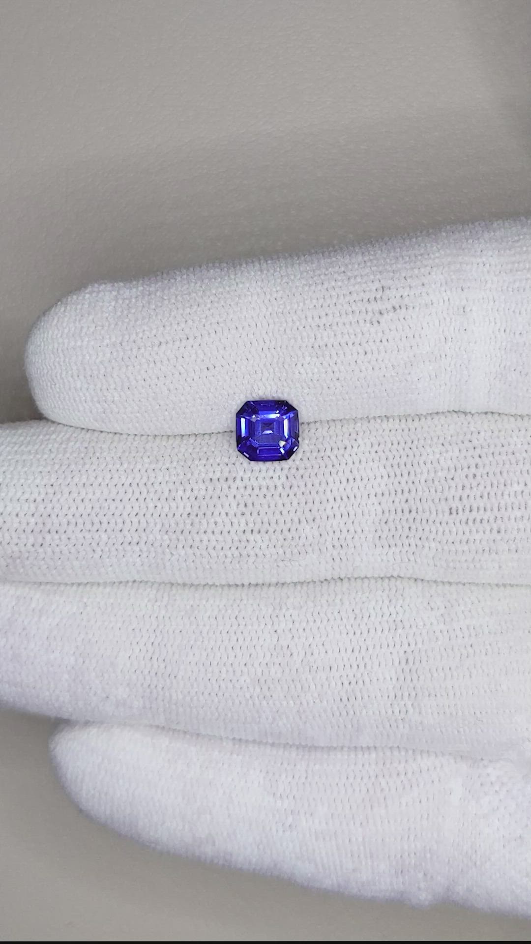 1.27 Ct. Blue Sapphire from Ceylon (Sri Lanka) Size Video