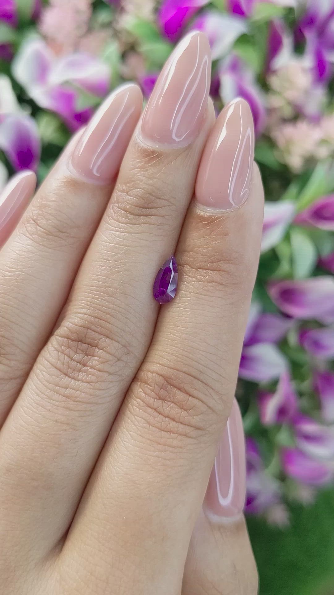 0.77 Ct. Pinkish Purple Sapphire from Ceylon (Sri Lanka) Size Video