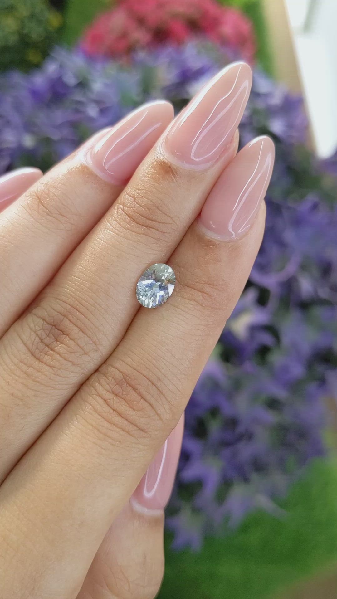 1.38 Ct. Bi Color Sapphire from Ceylon (Sri Lanka) Size Video