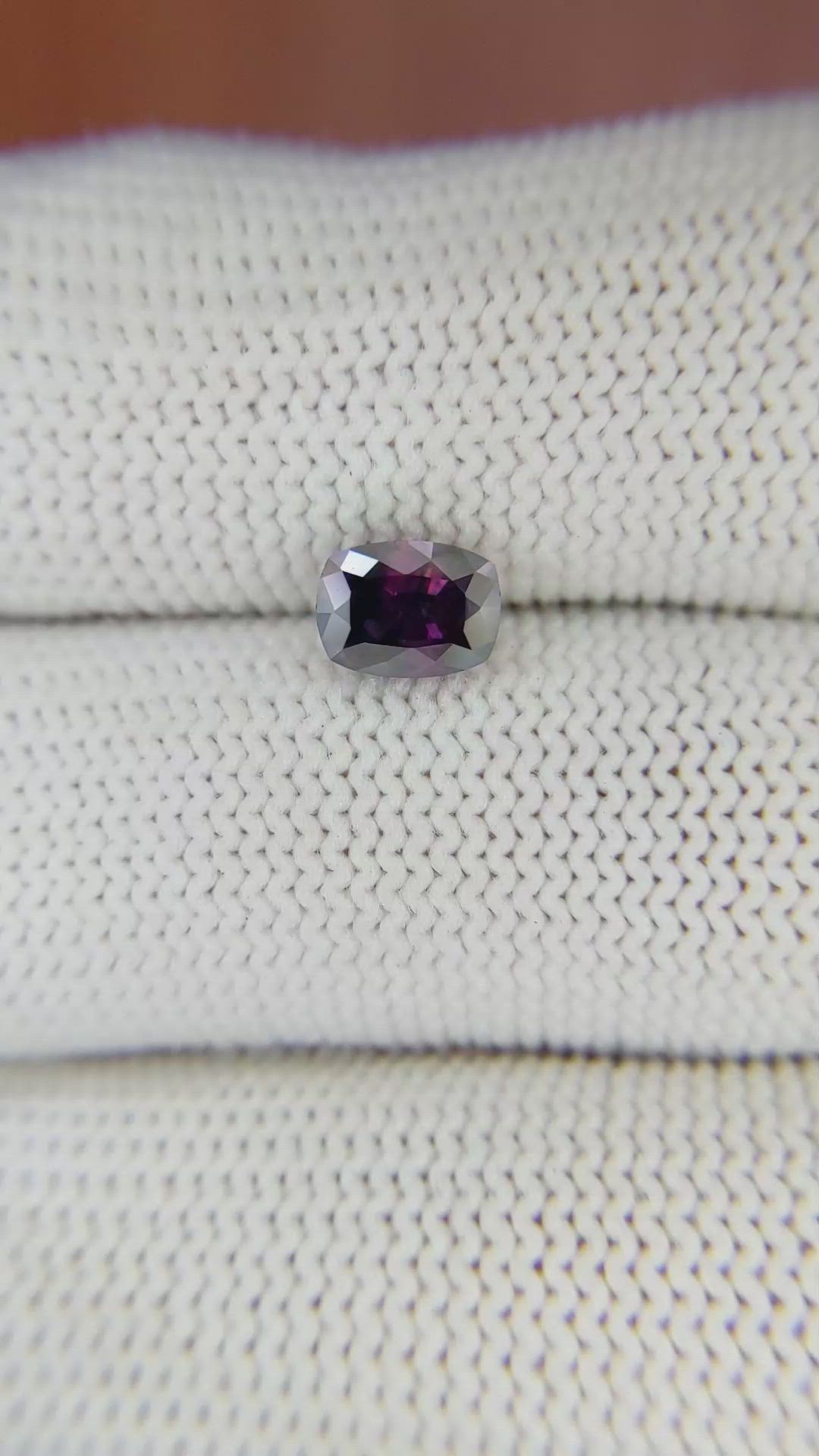 1.09 Ct. Pinkish Purple Sapphire from Ceylon (Sri Lanka) Size Video