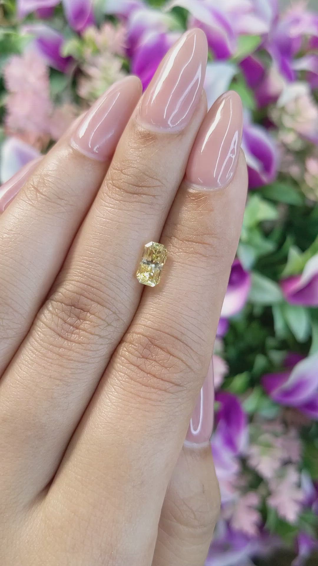 1.29 Ct. Yellow Sapphire from Ceylon (Sri Lanka) Size Video