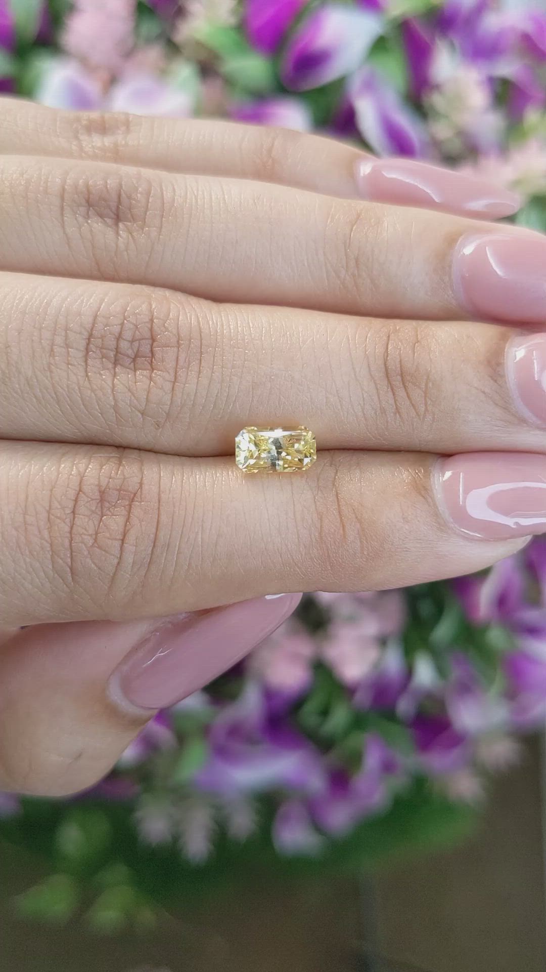 1.29 Ct. Yellow Sapphire from Ceylon (Sri Lanka) Size Video