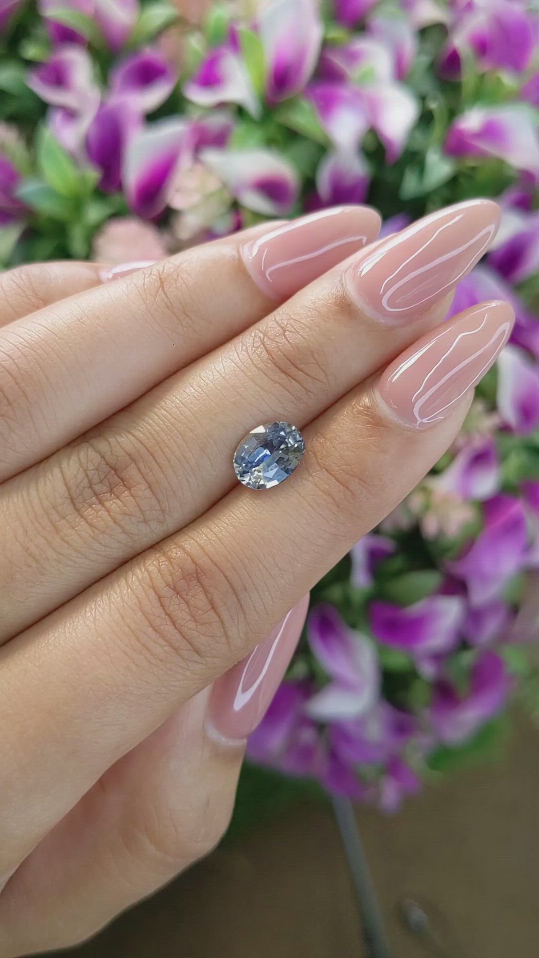 2.33 Ct. Bi Color Sapphire from Ceylon (Sri Lanka) Size Video