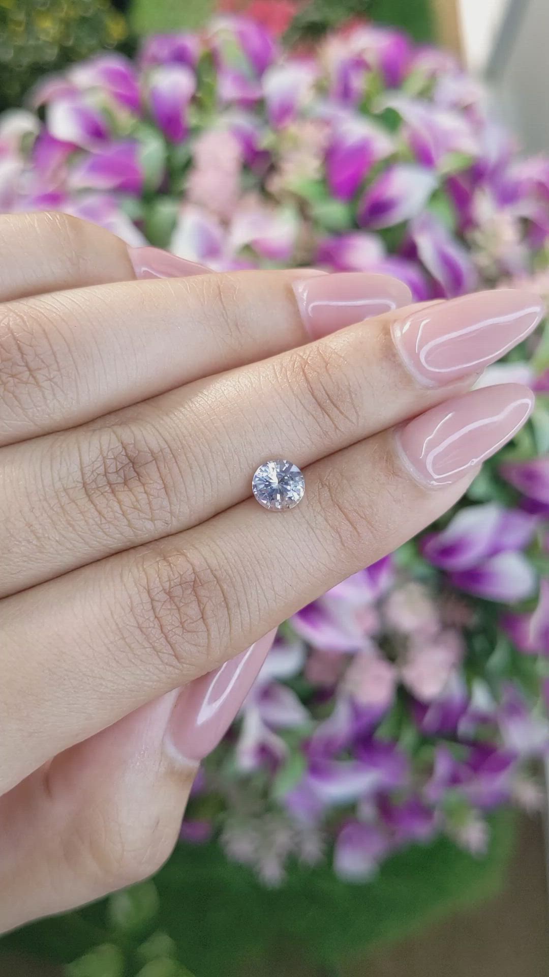 1.15 Ct. Bi Color Sapphire from Ceylon (Sri Lanka) Size Video