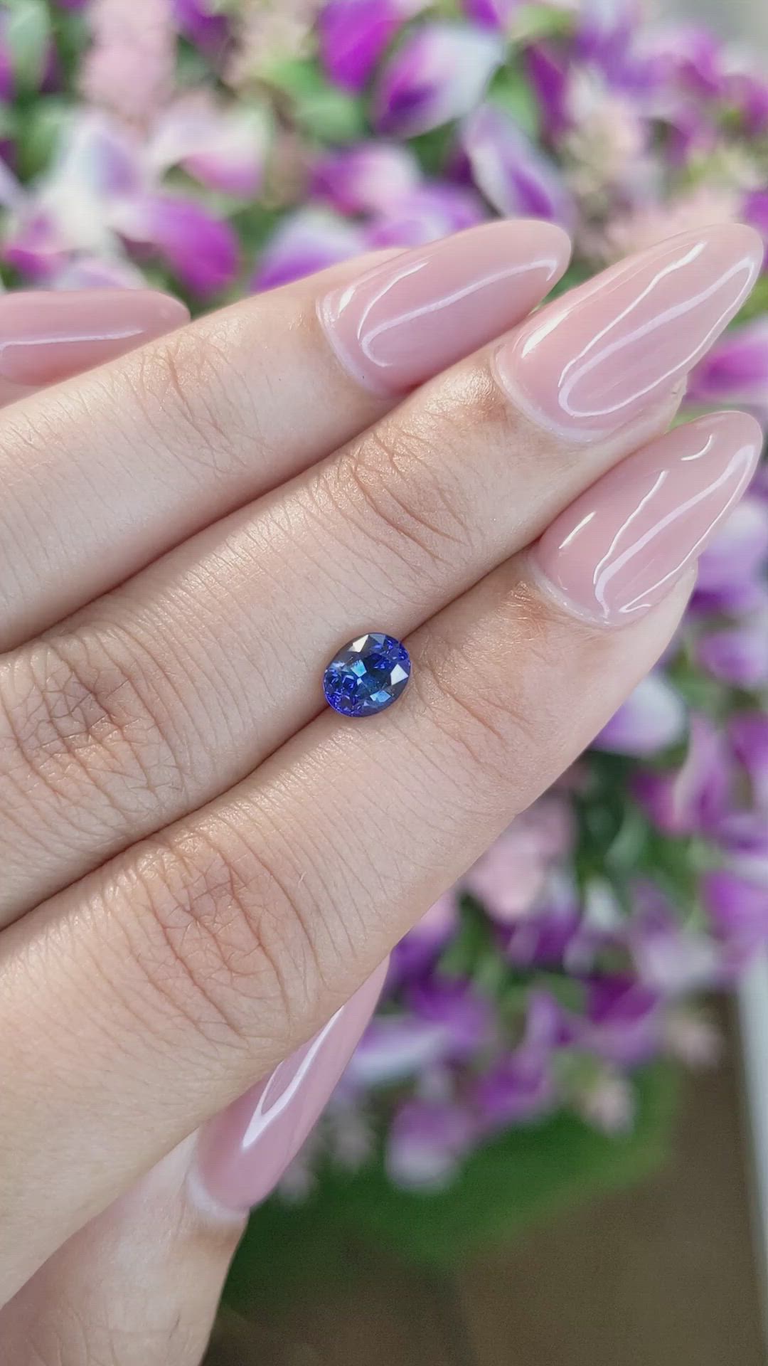 1.16 Ct. Bi Color Sapphire from Ceylon (Sri Lanka) Size Video