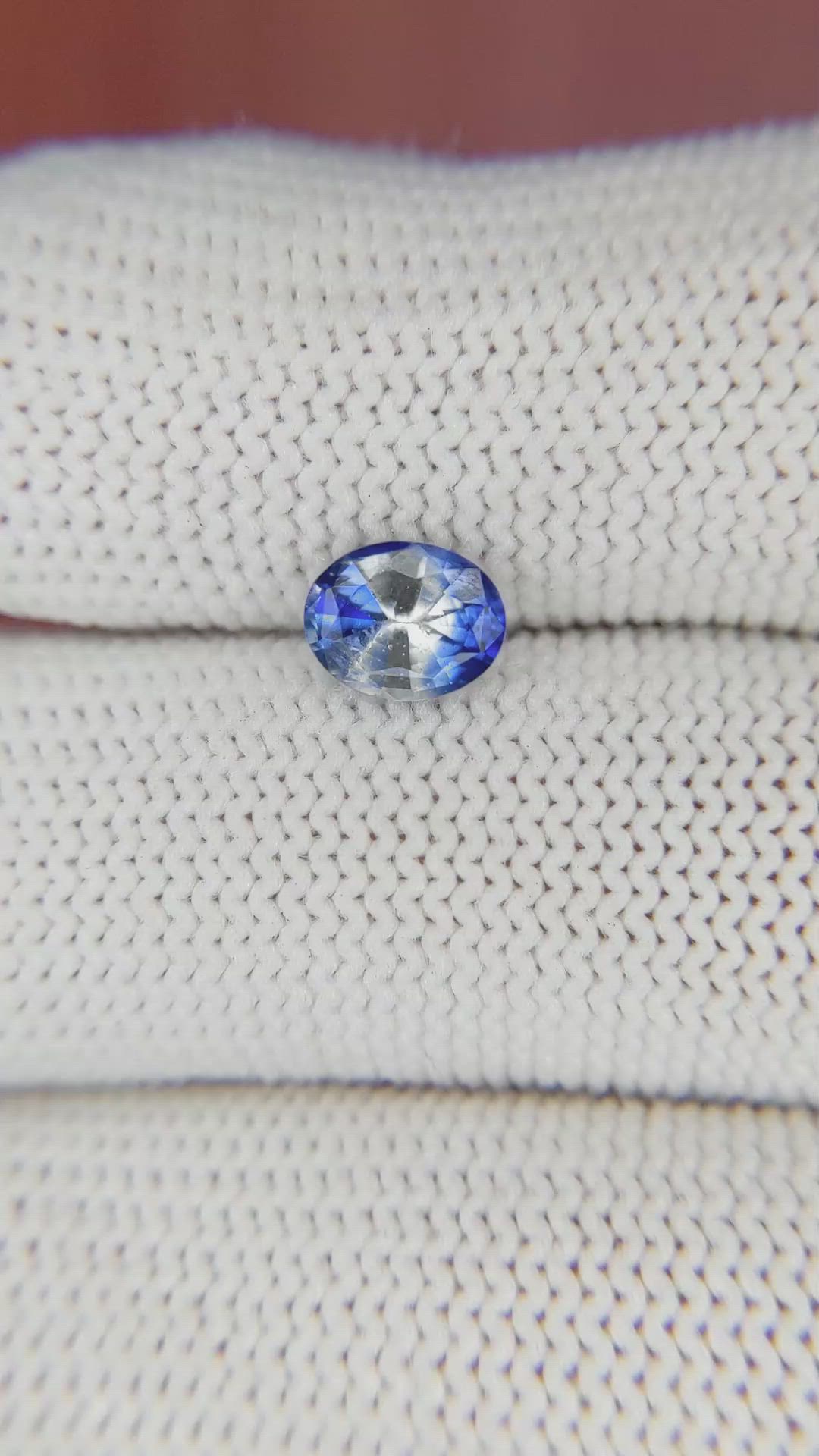 0.99 Ct. Bi Color Sapphire from Ceylon (Sri Lanka) Size Video