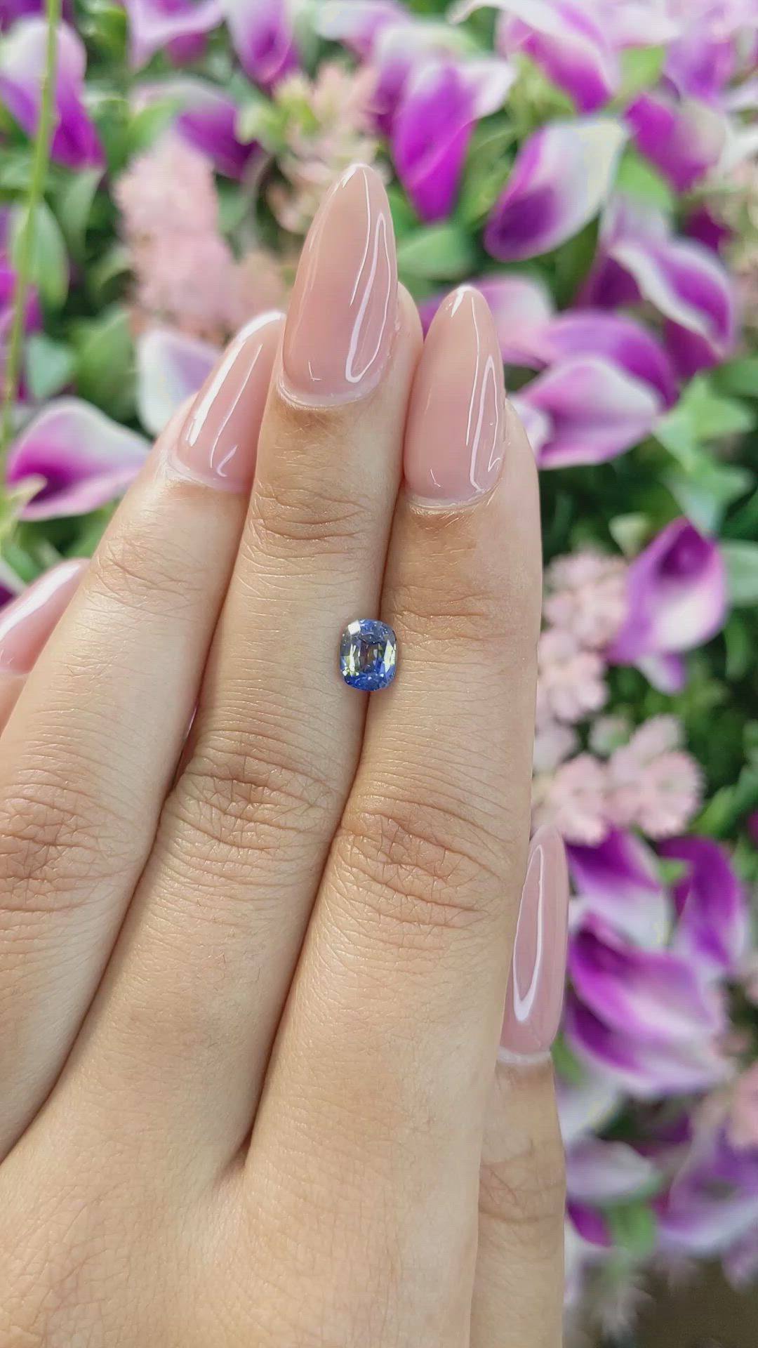 0.98 Ct. Bi Color Sapphire from Ceylon (Sri Lanka) Size Video