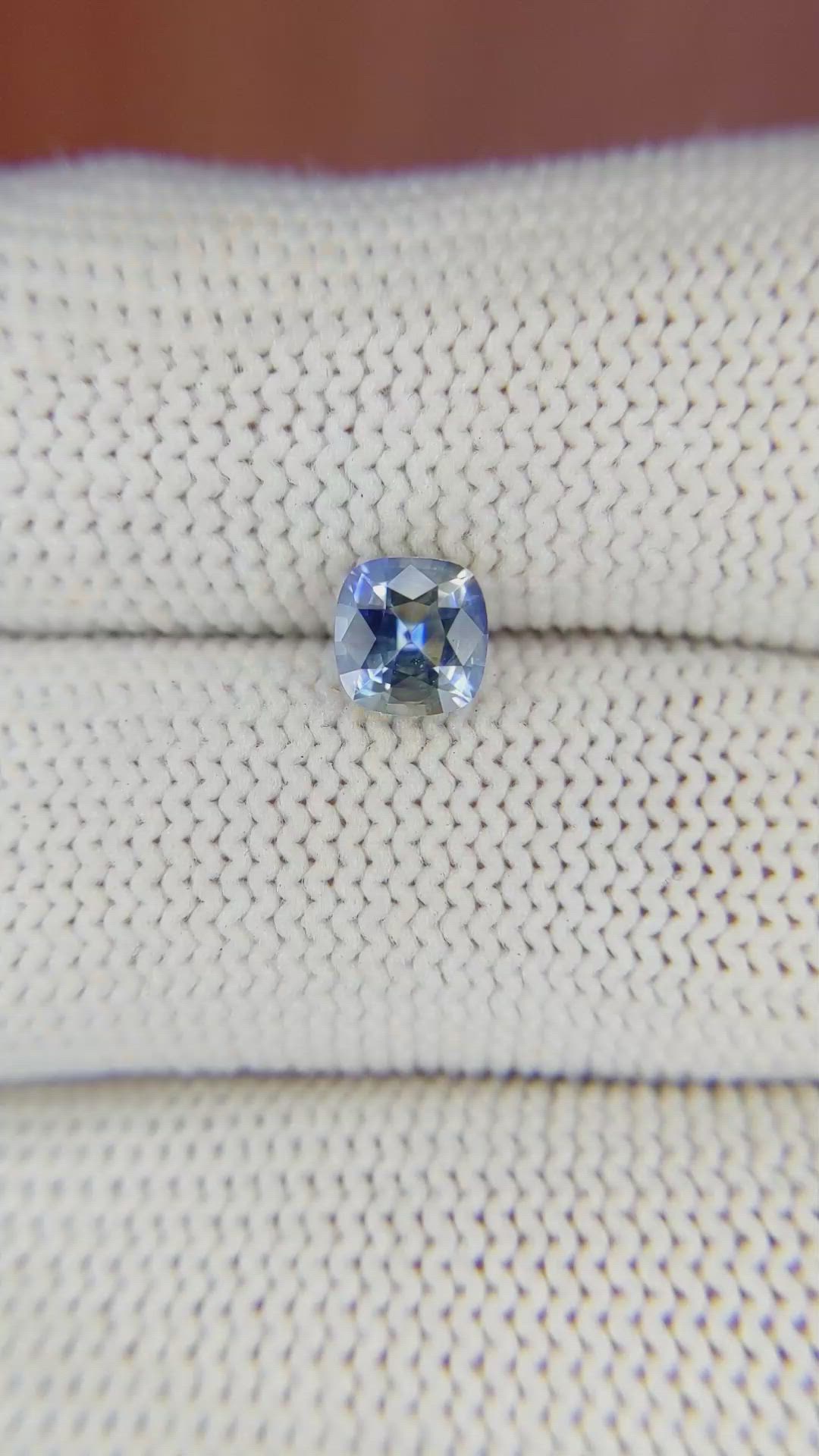 0.84 Ct. Bi Color Sapphire from Ceylon (Sri Lanka) Size Video