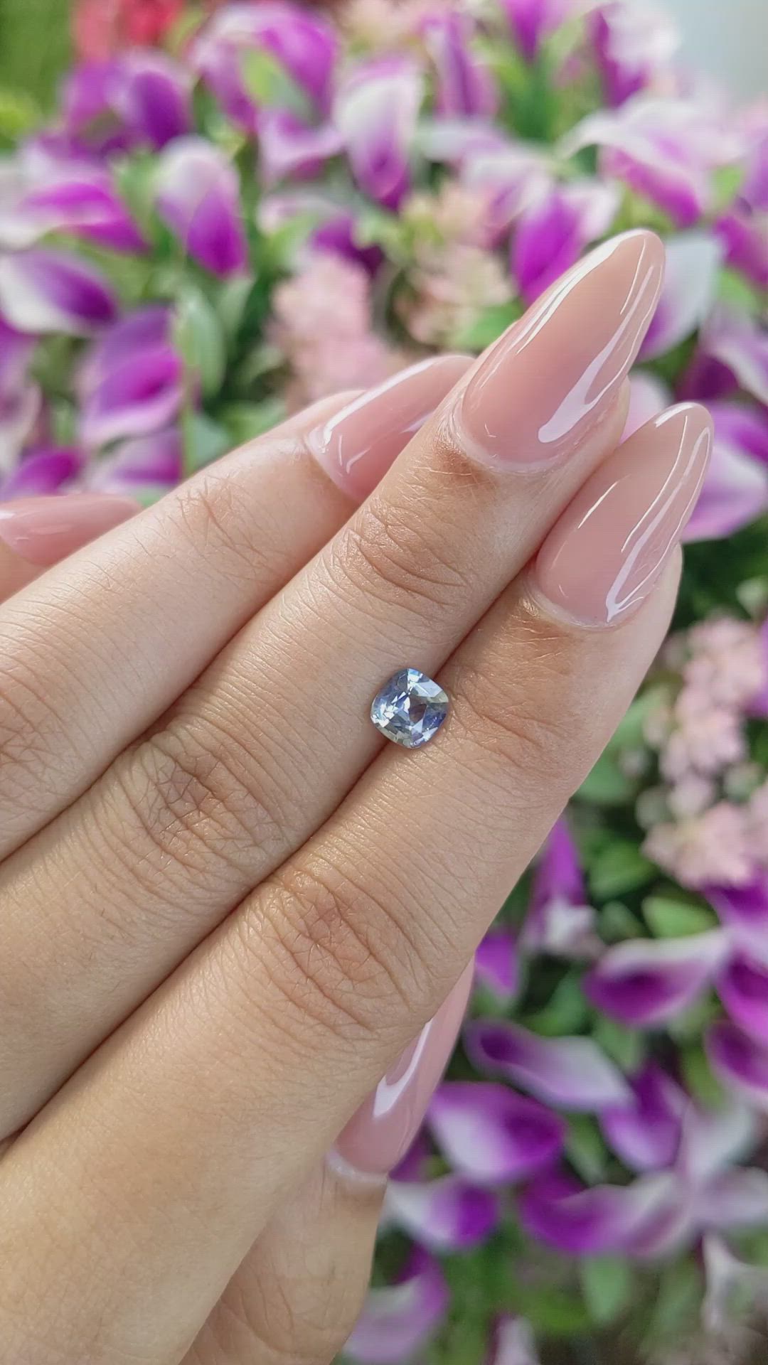 0.84 Ct. Bi Color Sapphire from Ceylon (Sri Lanka) Size Video