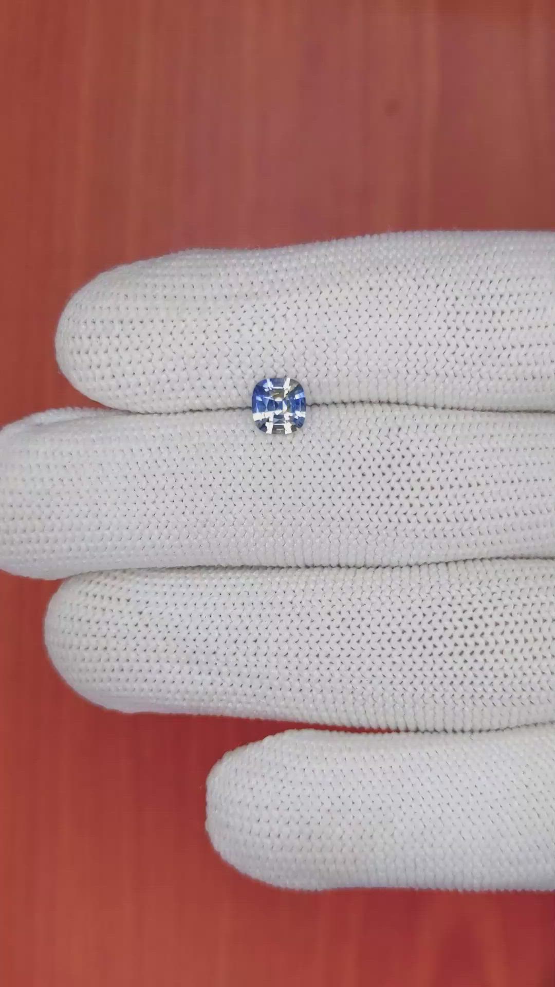 0.84 Ct. Bi Color Sapphire from Ceylon (Sri Lanka) Size Video