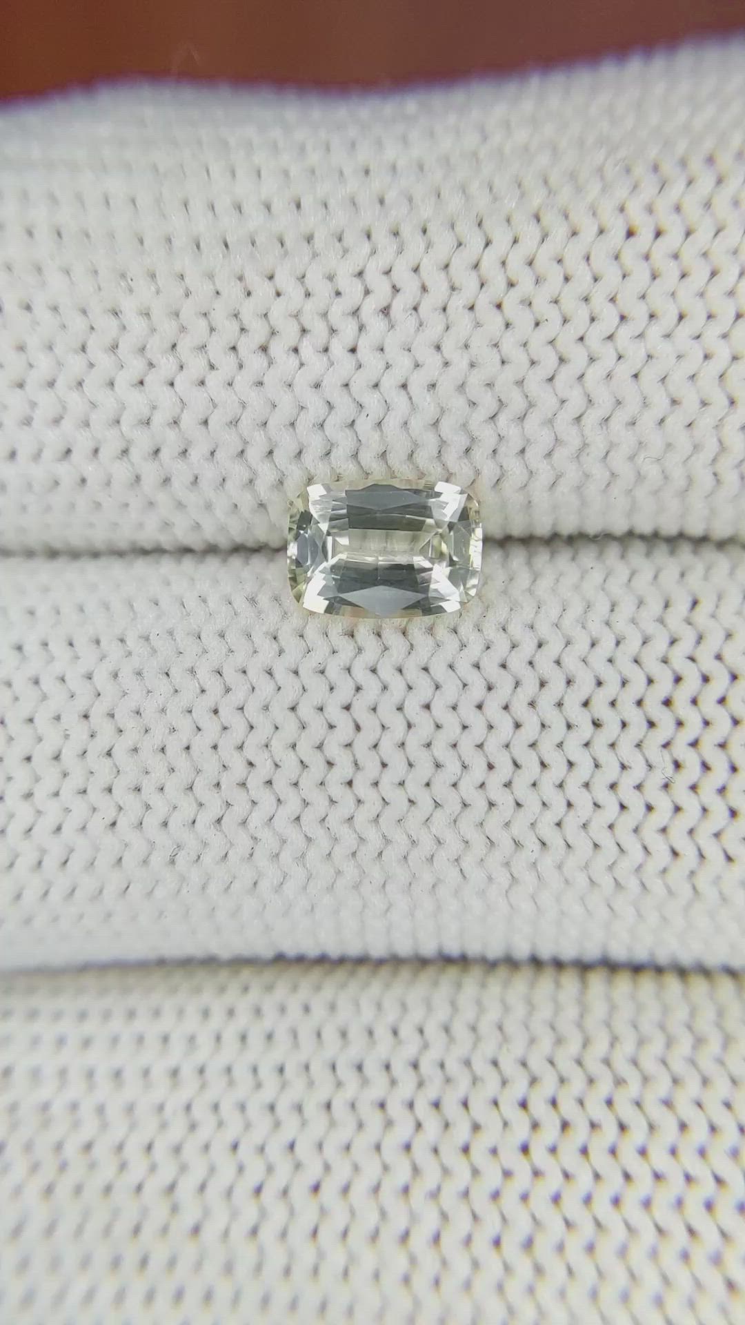 1.12 Ct. Yellow Sapphire from Ceylon (Sri Lanka) Size Video