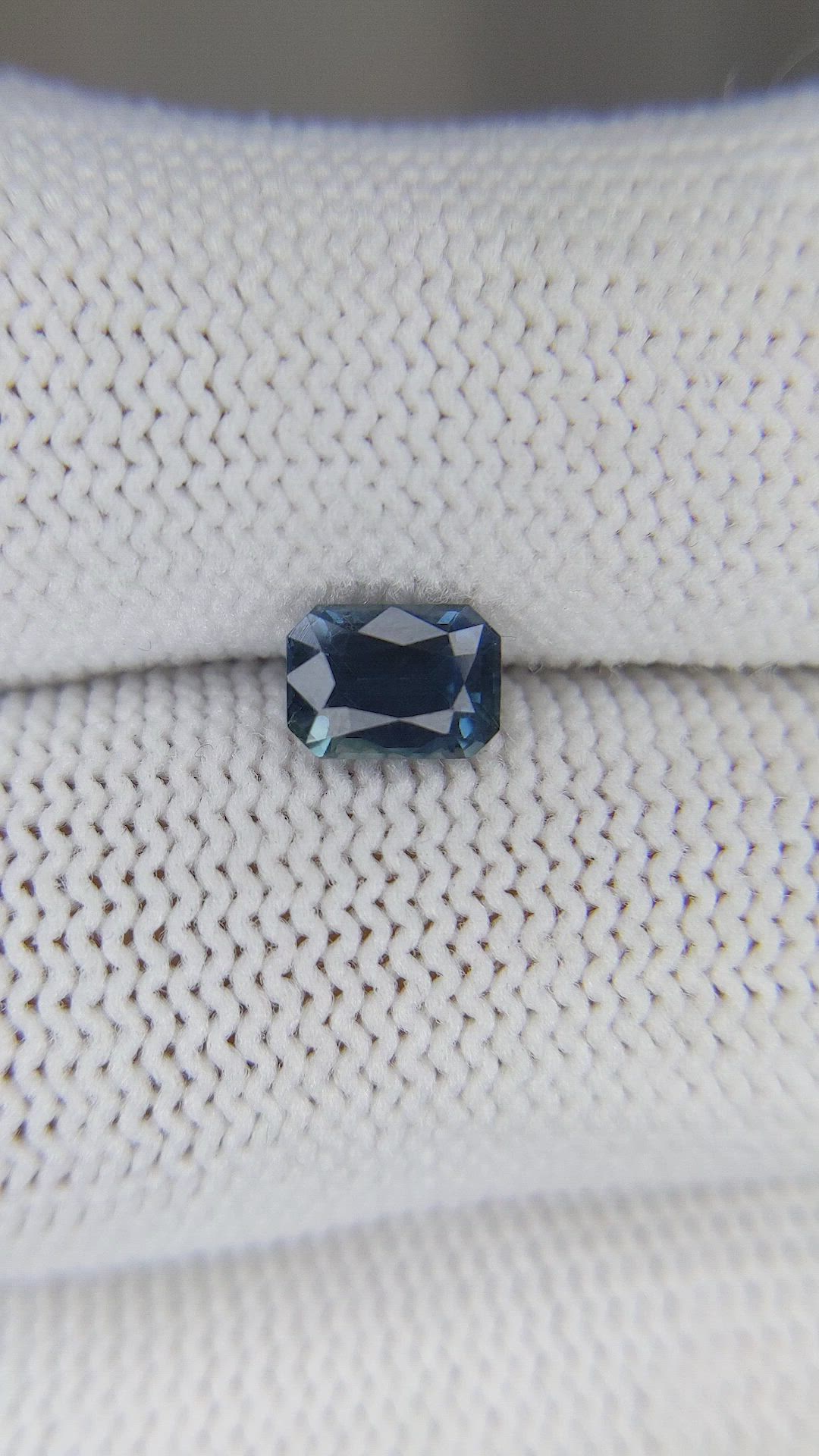 1.06 Ct. Greenish Blue Sapphire from Ceylon (Sri Lanka) Size Video
