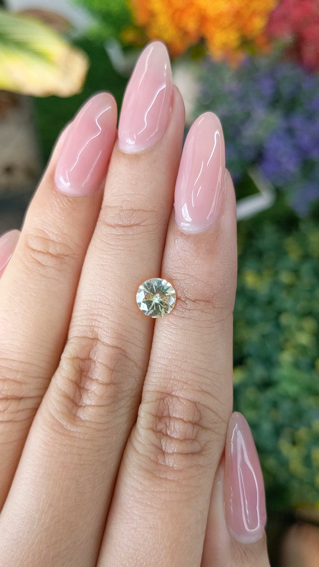 1.14 Ct. Yellow Sapphire from Ceylon (Sri Lanka) Size Video