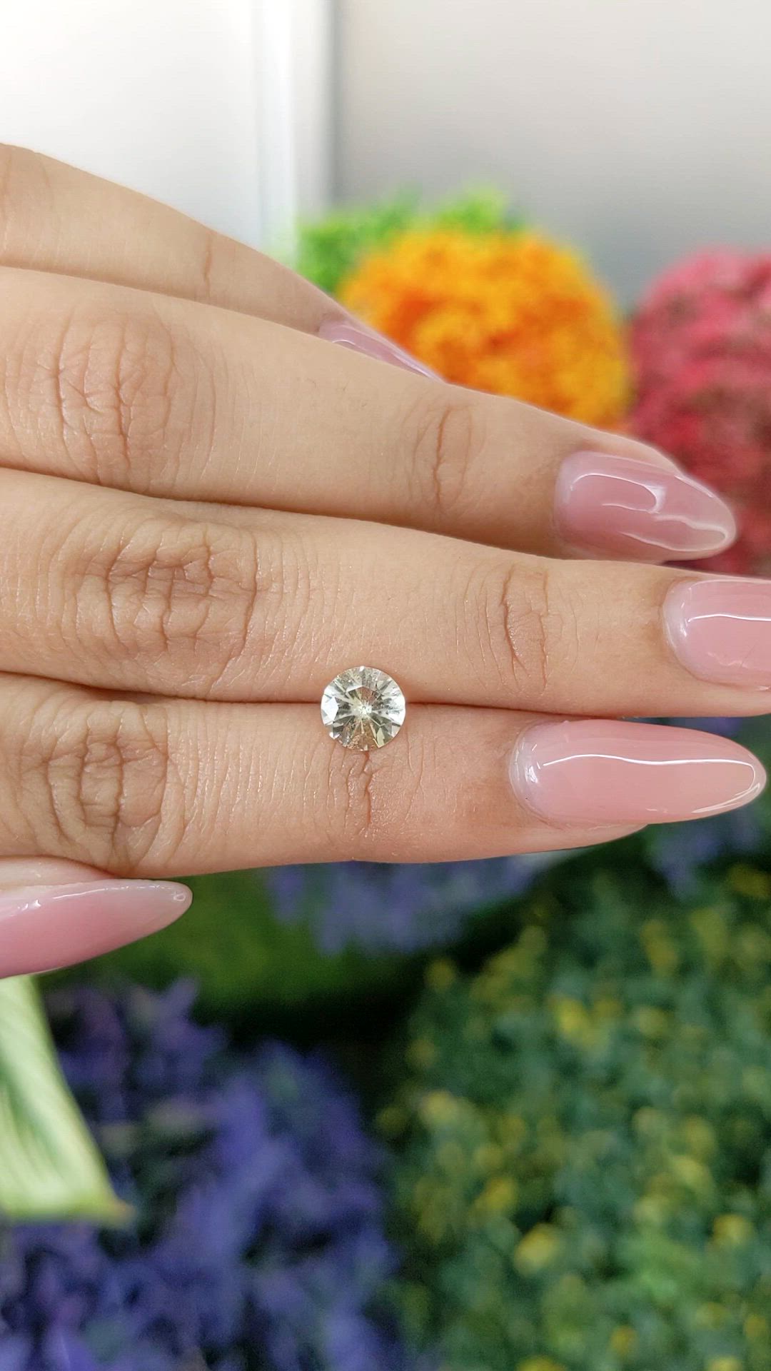 1.14 Ct. Yellow Sapphire from Ceylon (Sri Lanka) Size Video