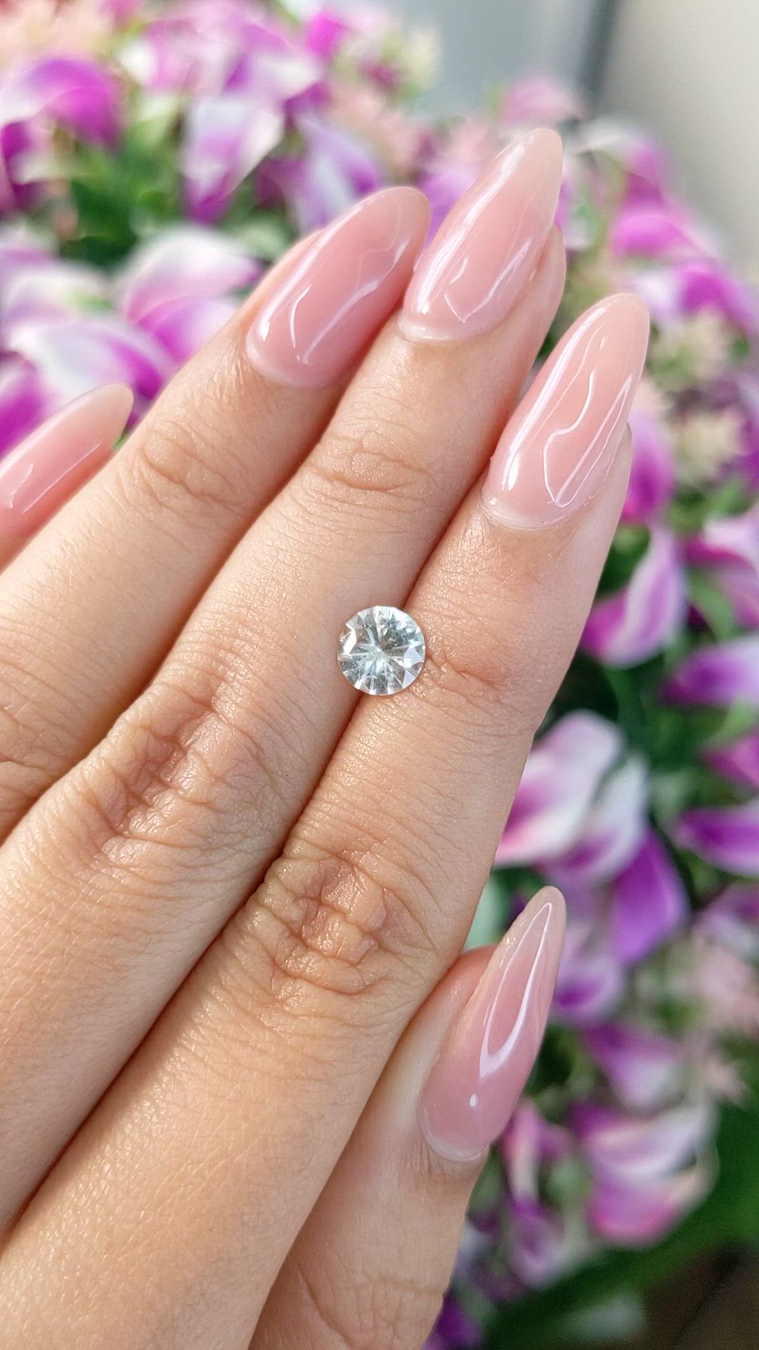 1.04 Ct. White Sapphire from Ceylon (Sri Lanka) Size Video