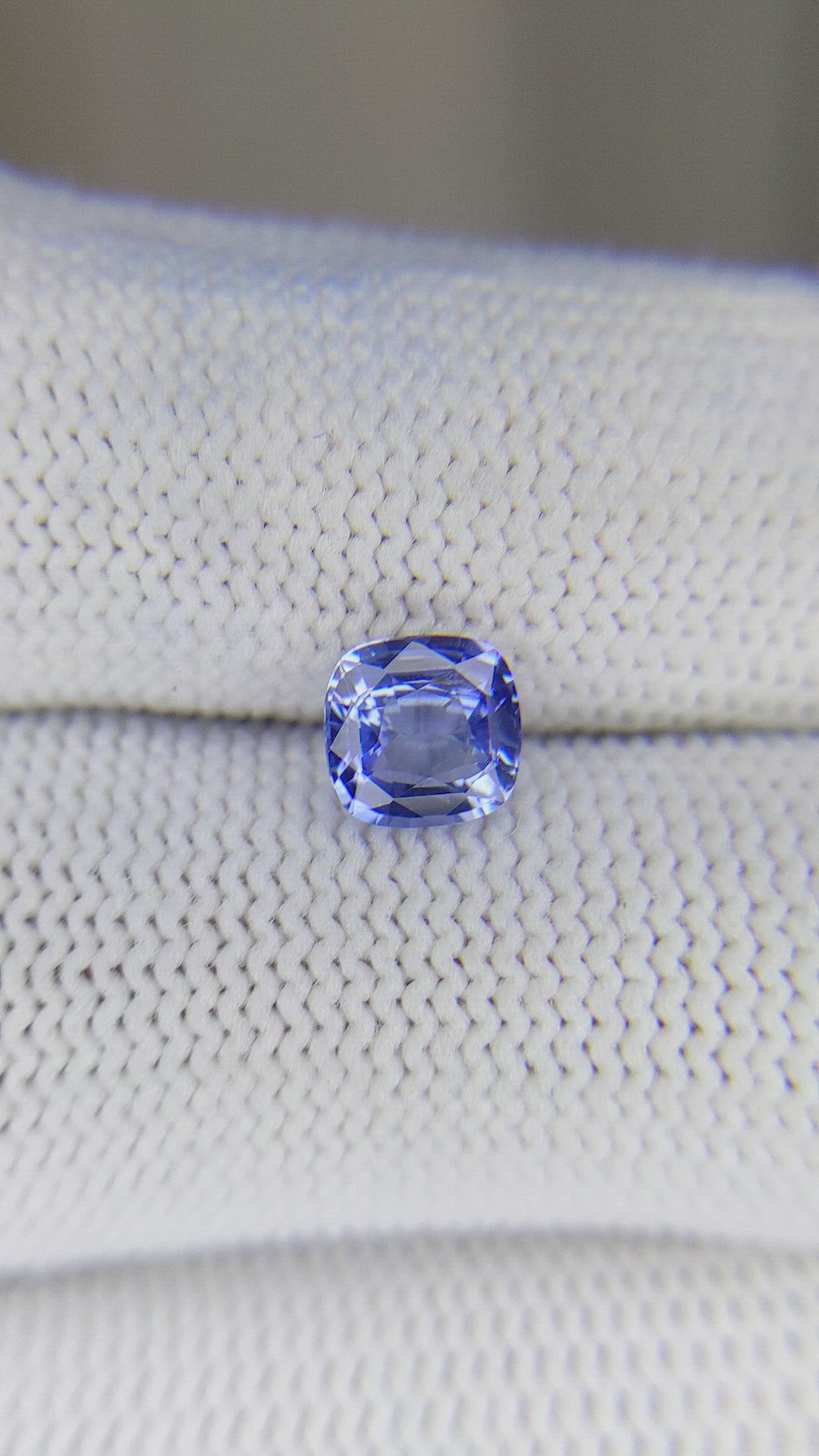 1.05 Ct. Blue Sapphire from Ceylon (Sri Lanka) Size Video