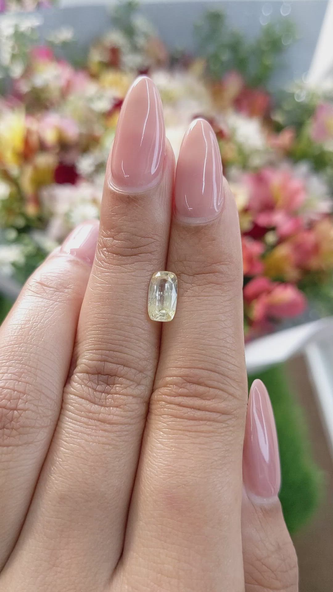 1.46 Ct. Yellow Sapphire from Ceylon (Sri Lanka) Size Video