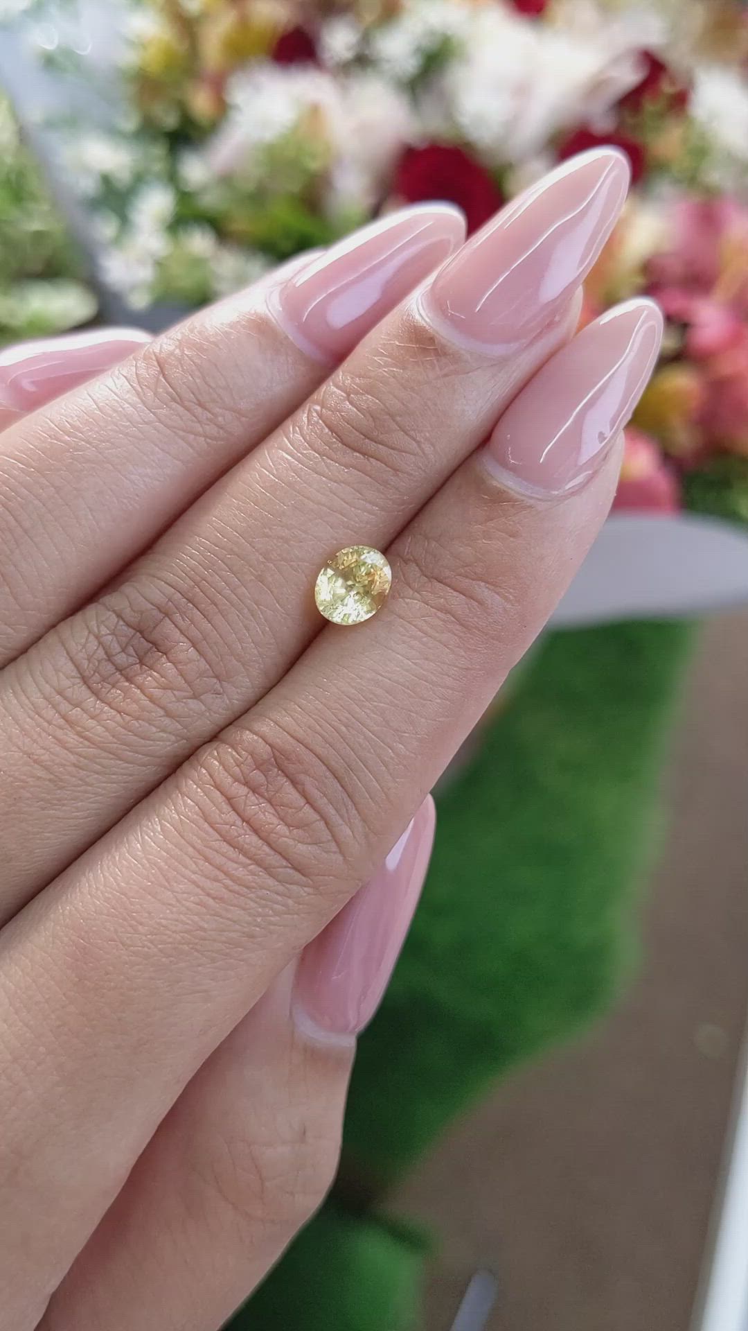 1.18 Ct. Yellow Sapphire from Ceylon (Sri Lanka) Size Video