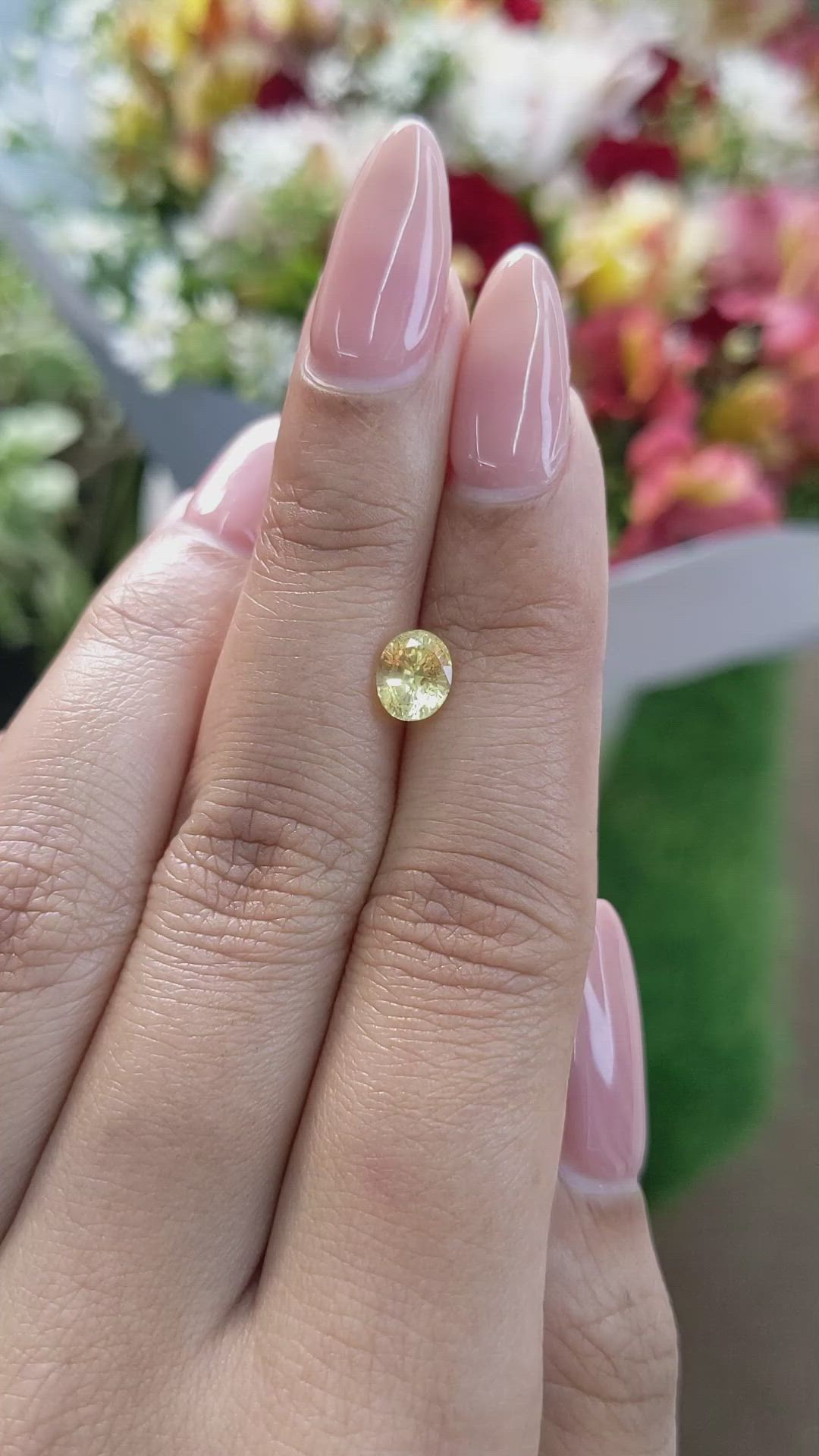 1.18 Ct. Yellow Sapphire from Ceylon (Sri Lanka) Size Video