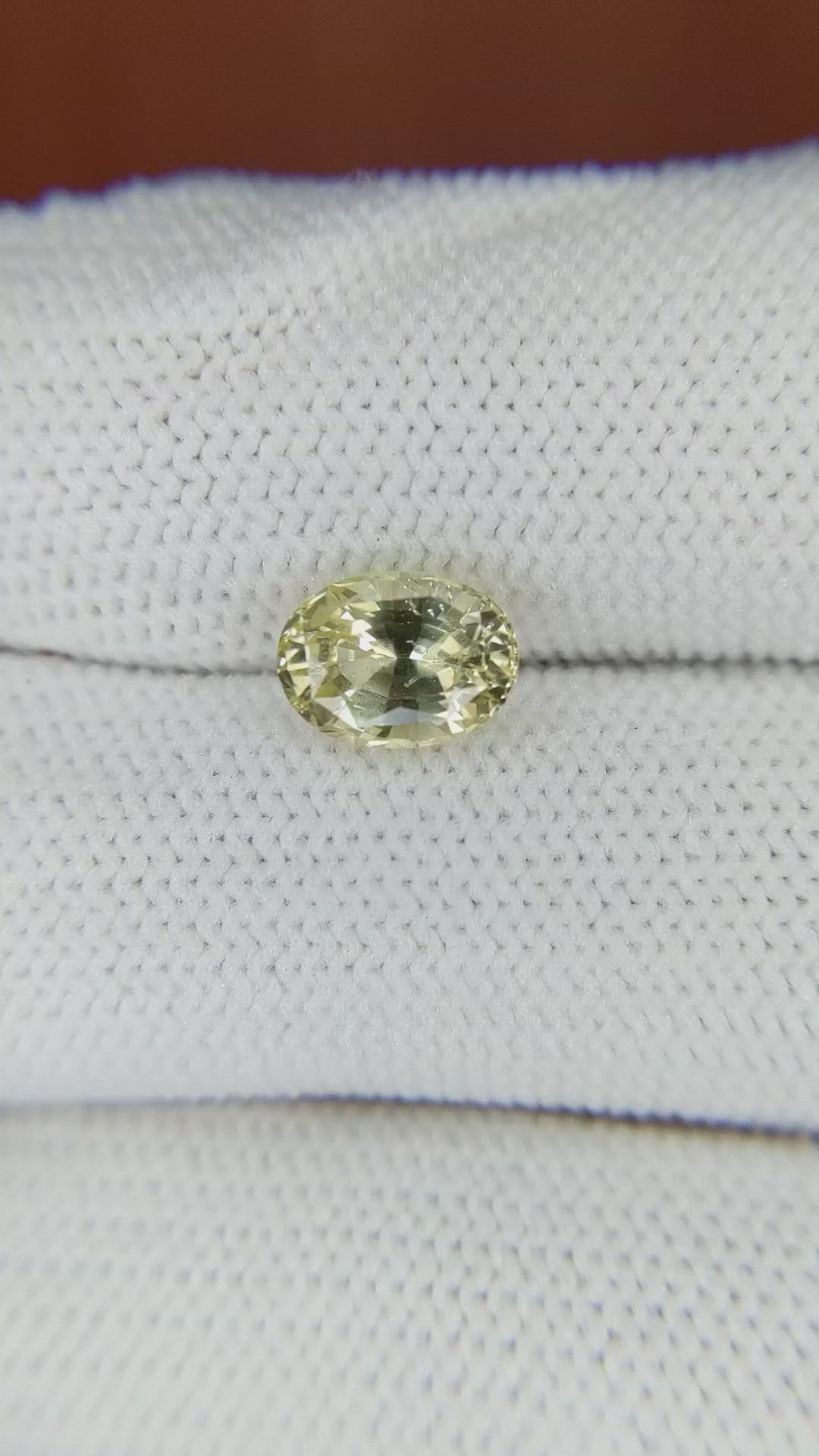 1.82 Ct. Yellow Sapphire from Ceylon (Sri Lanka) Size Video