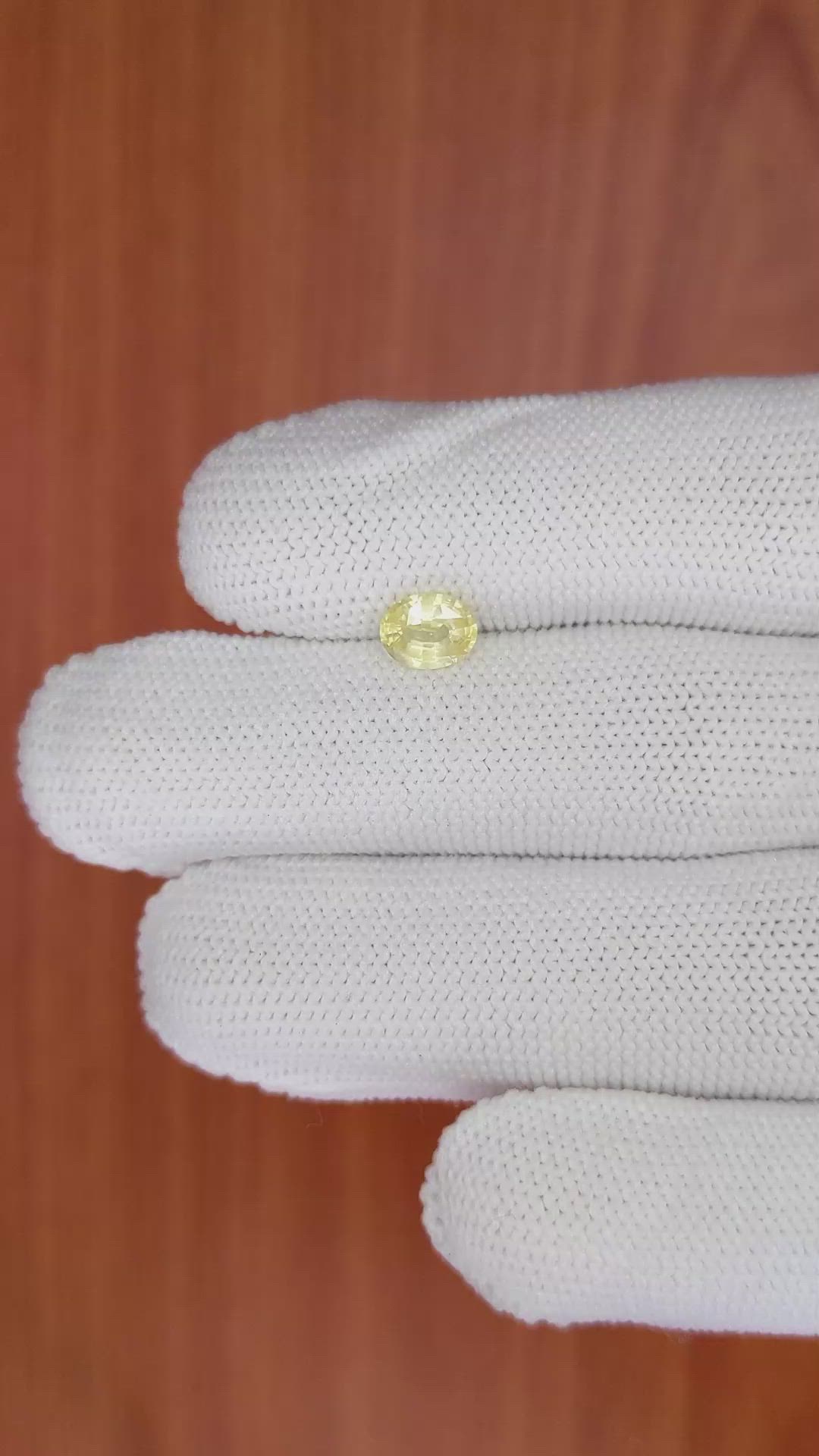 0.99 Ct. Yellow Sapphire from Ceylon (Sri Lanka) Size Video