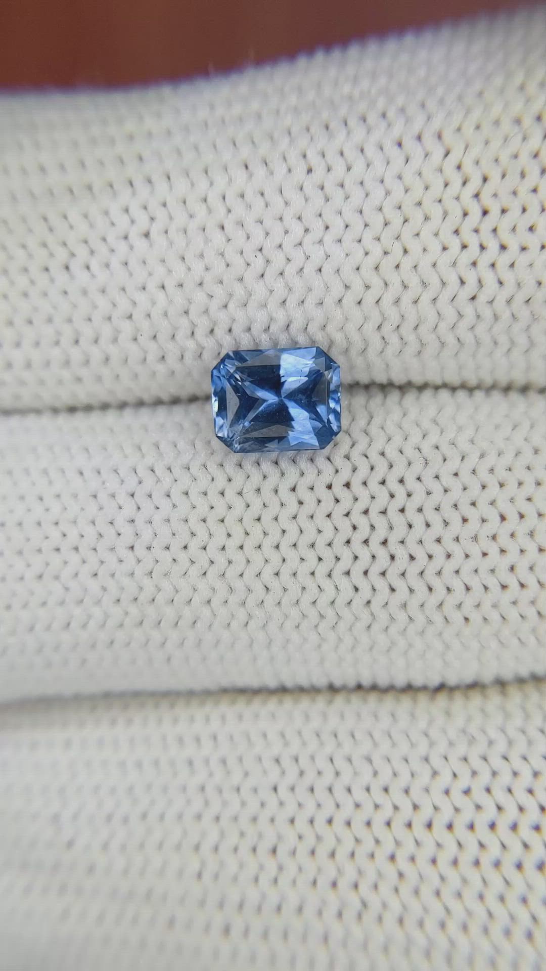 1.35 Ct. Blue Sapphire from Ceylon (Sri Lanka) Size Video