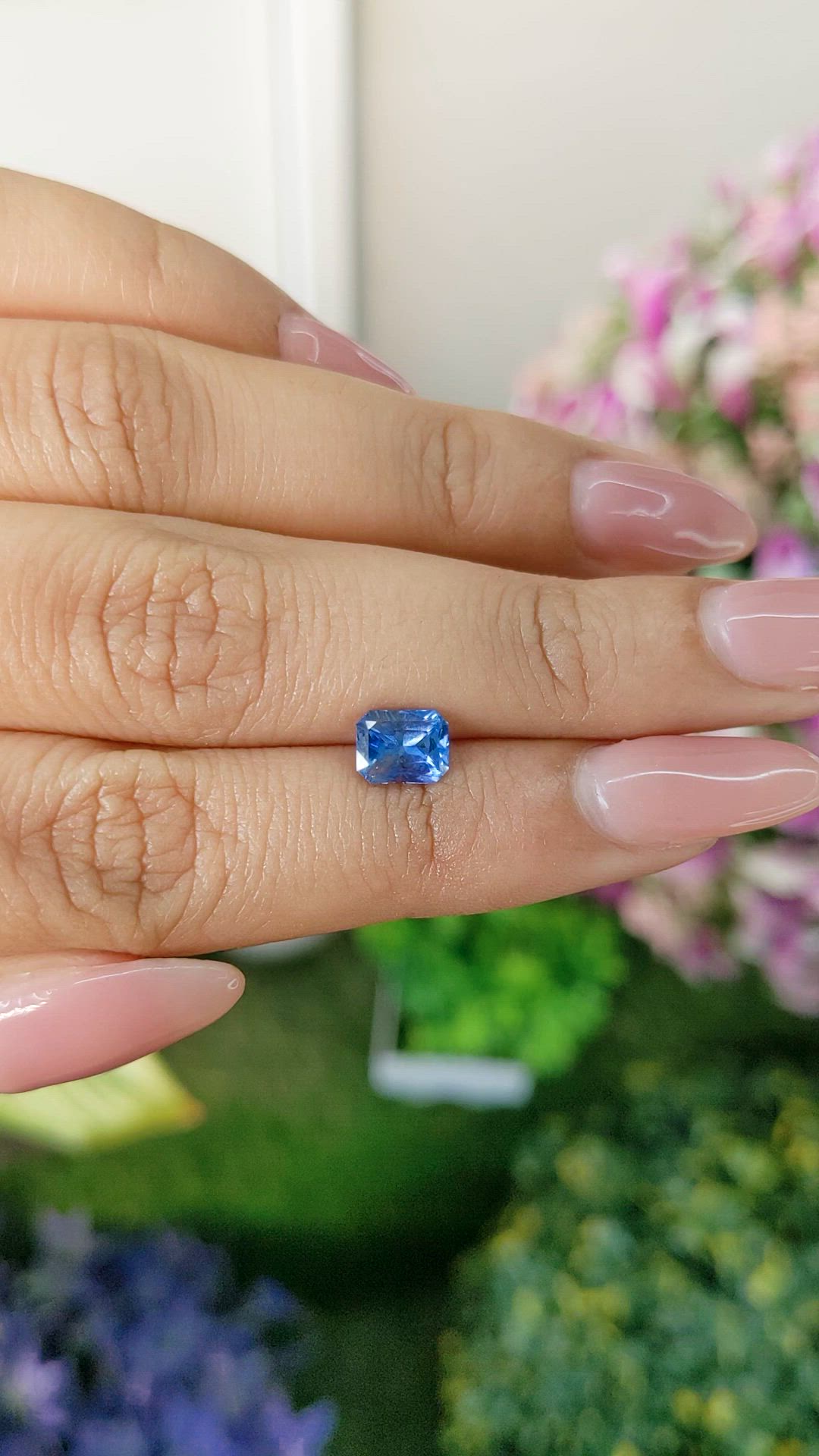 1.35 Ct. Blue Sapphire from Ceylon (Sri Lanka) Size Video