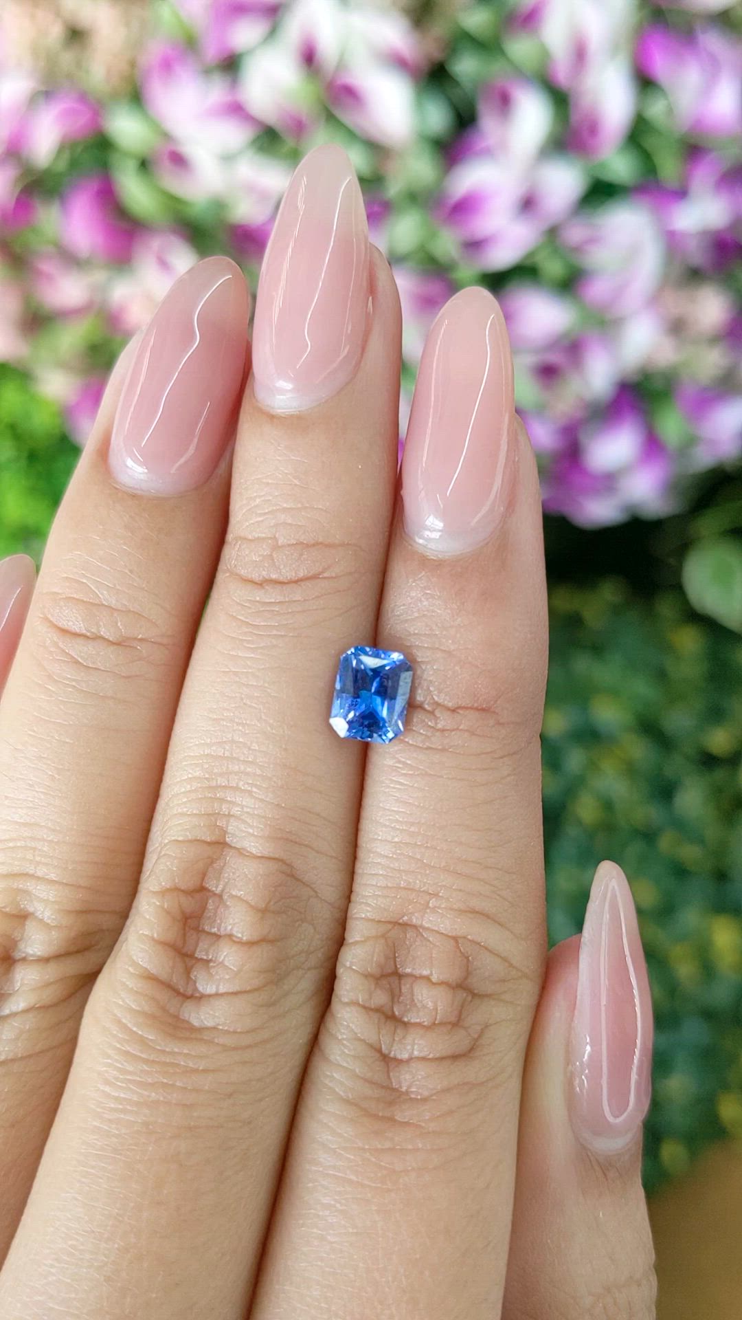 1.35 Ct. Blue Sapphire from Ceylon (Sri Lanka) Size Video