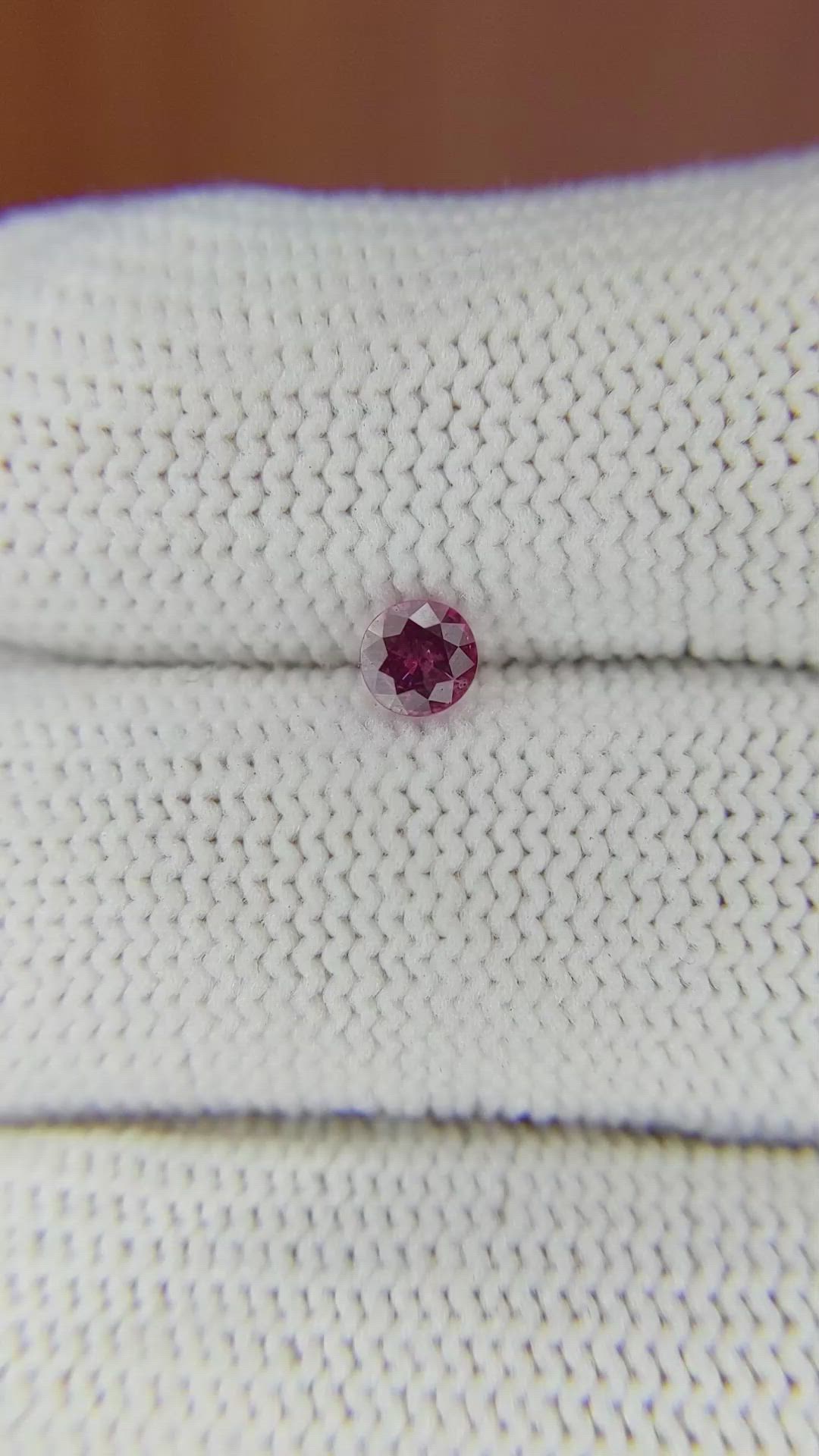 0.38 Ct. Reddish Pink Sapphire from Ceylon (Sri Lanka) Size Video