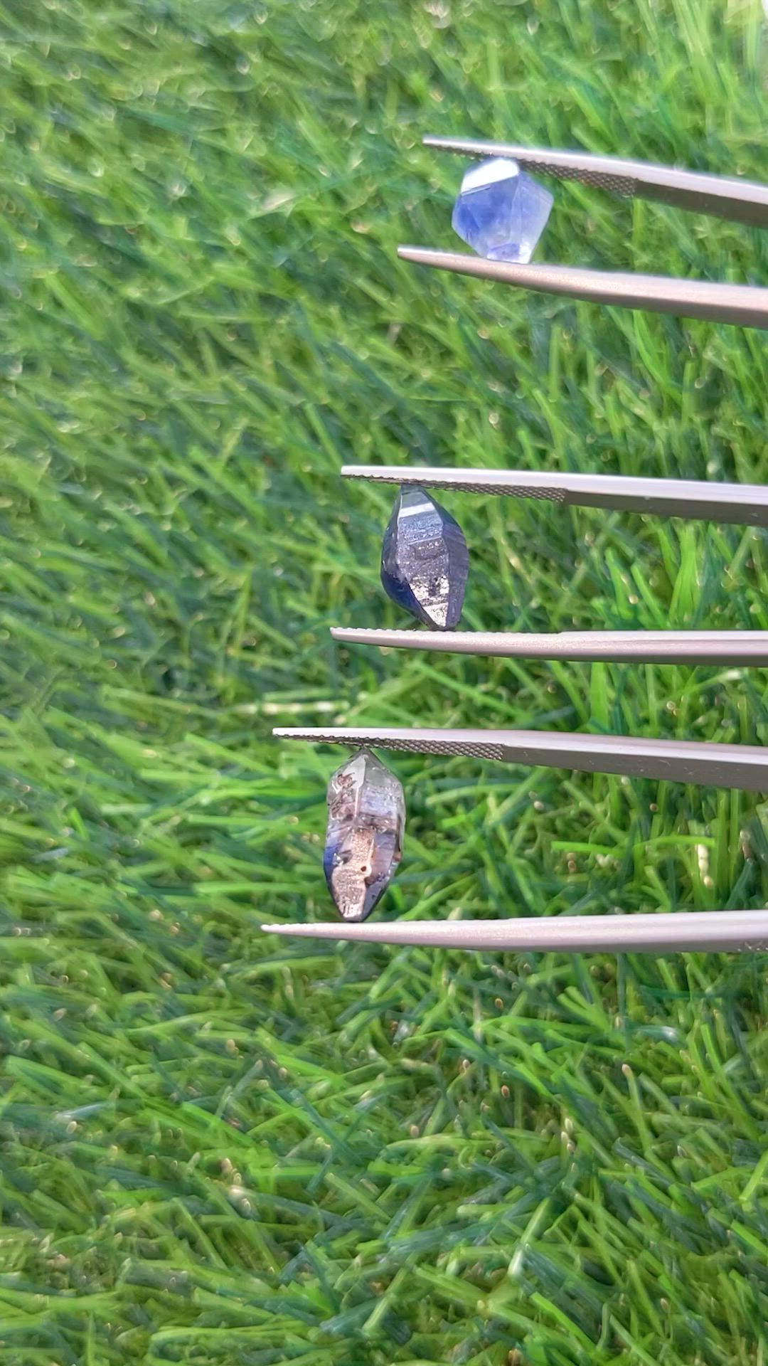 16.45 Ct. Blue Sapphire Crystal from Ceylon (Sri Lanka) Size Video