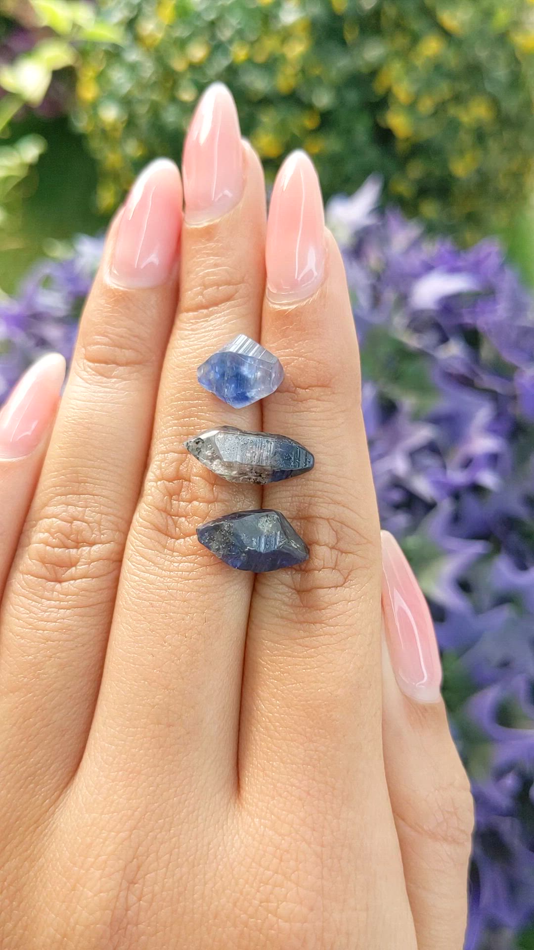 16.45 Ct. Blue Sapphire Crystal from Ceylon (Sri Lanka) Size Video